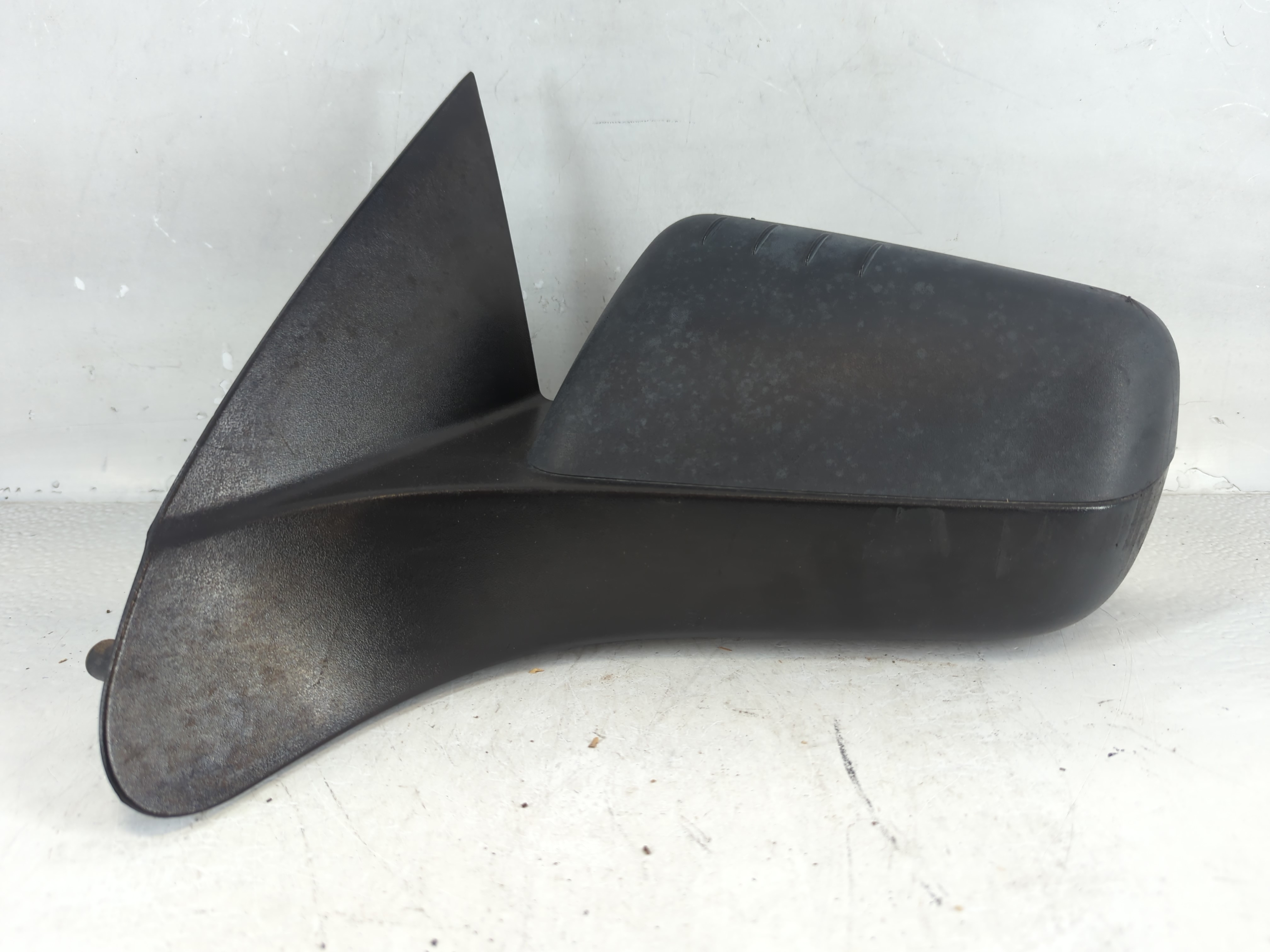 2008-2011 Ford Focus Driver Left Side View Power Door Mirror Black 855880 - Oemusedautoparts1.com