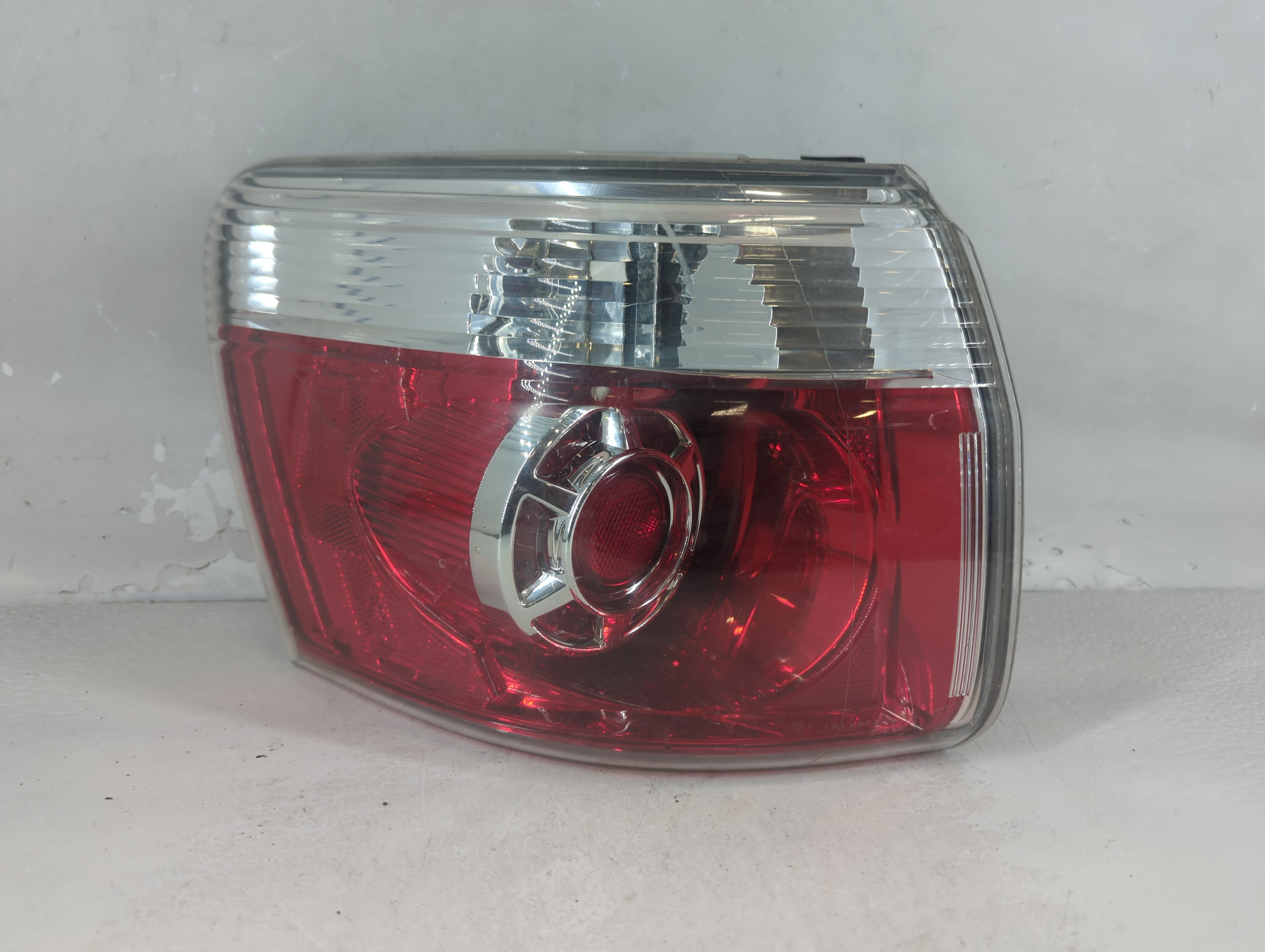 2007-2012 Gmc Acadia Driver Left Side Tail Light Taillight Oem 855910 - Oemusedautoparts1.com