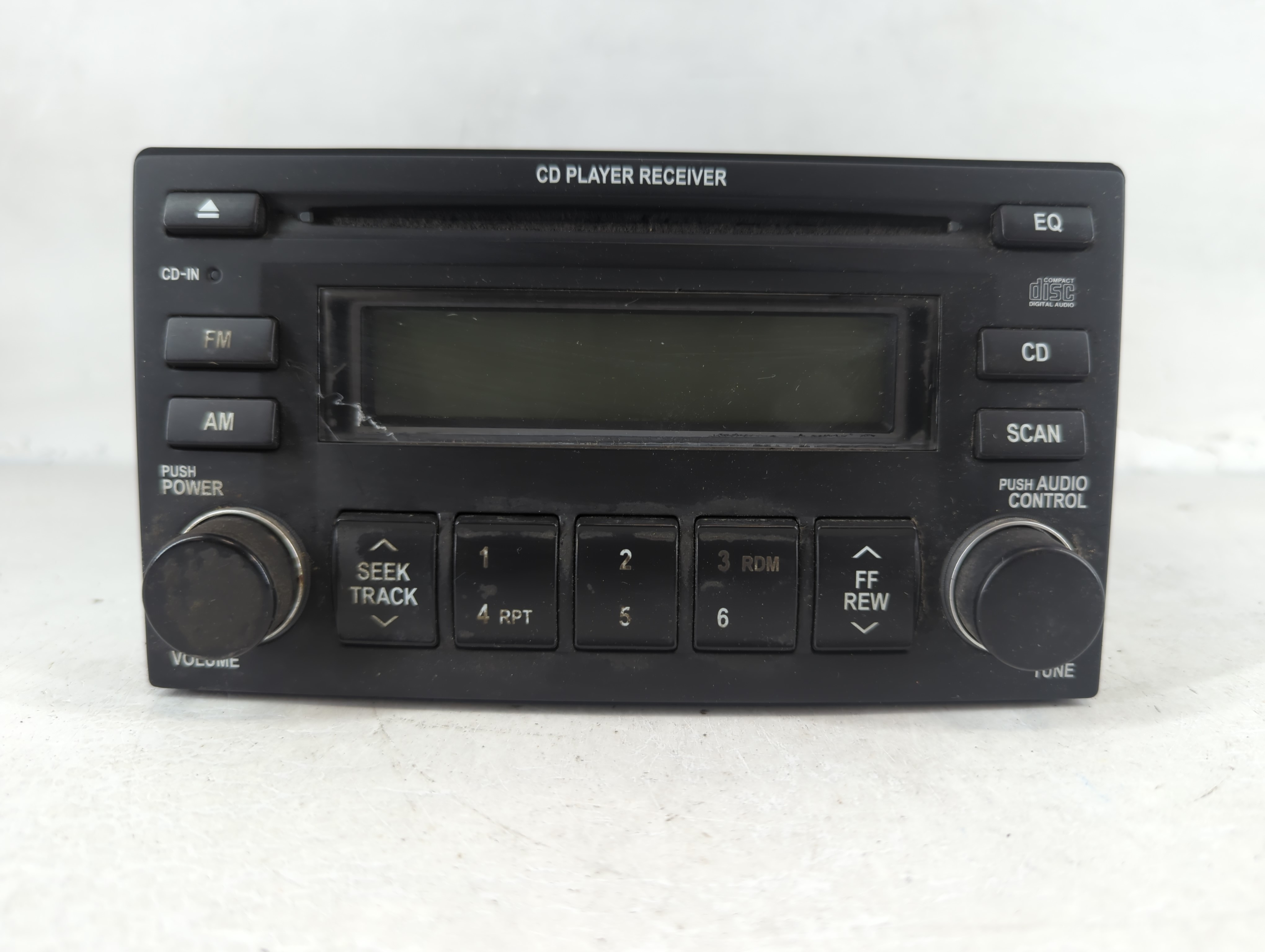 2007-2007 Hyundai Entourage Am Fm Cd Player Radio Receiver 855919 - Oemusedautoparts1.com