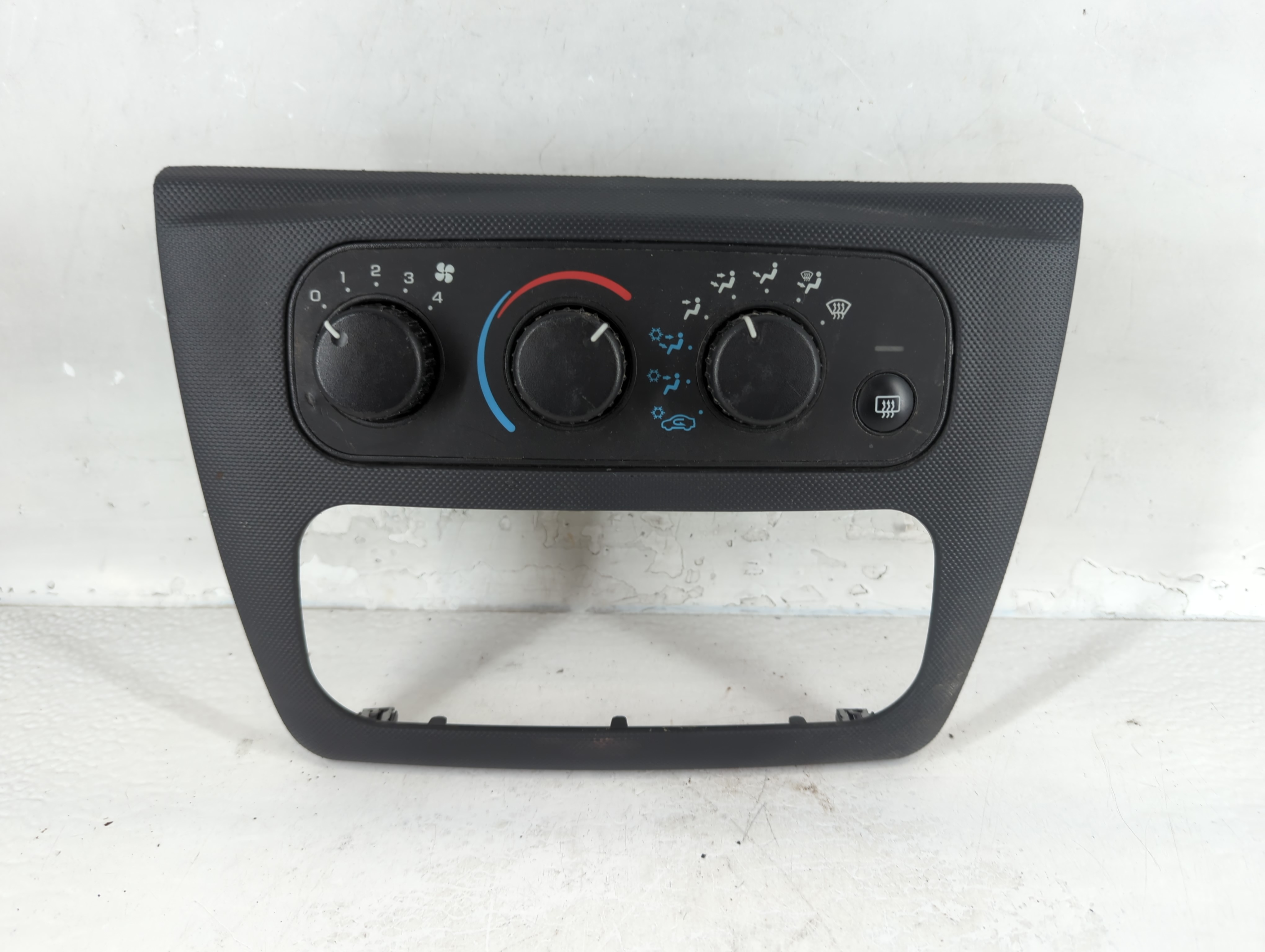Picture of 2002-2006 Dodge Stratus Ac Heater Climate Control 04596277ab 855942