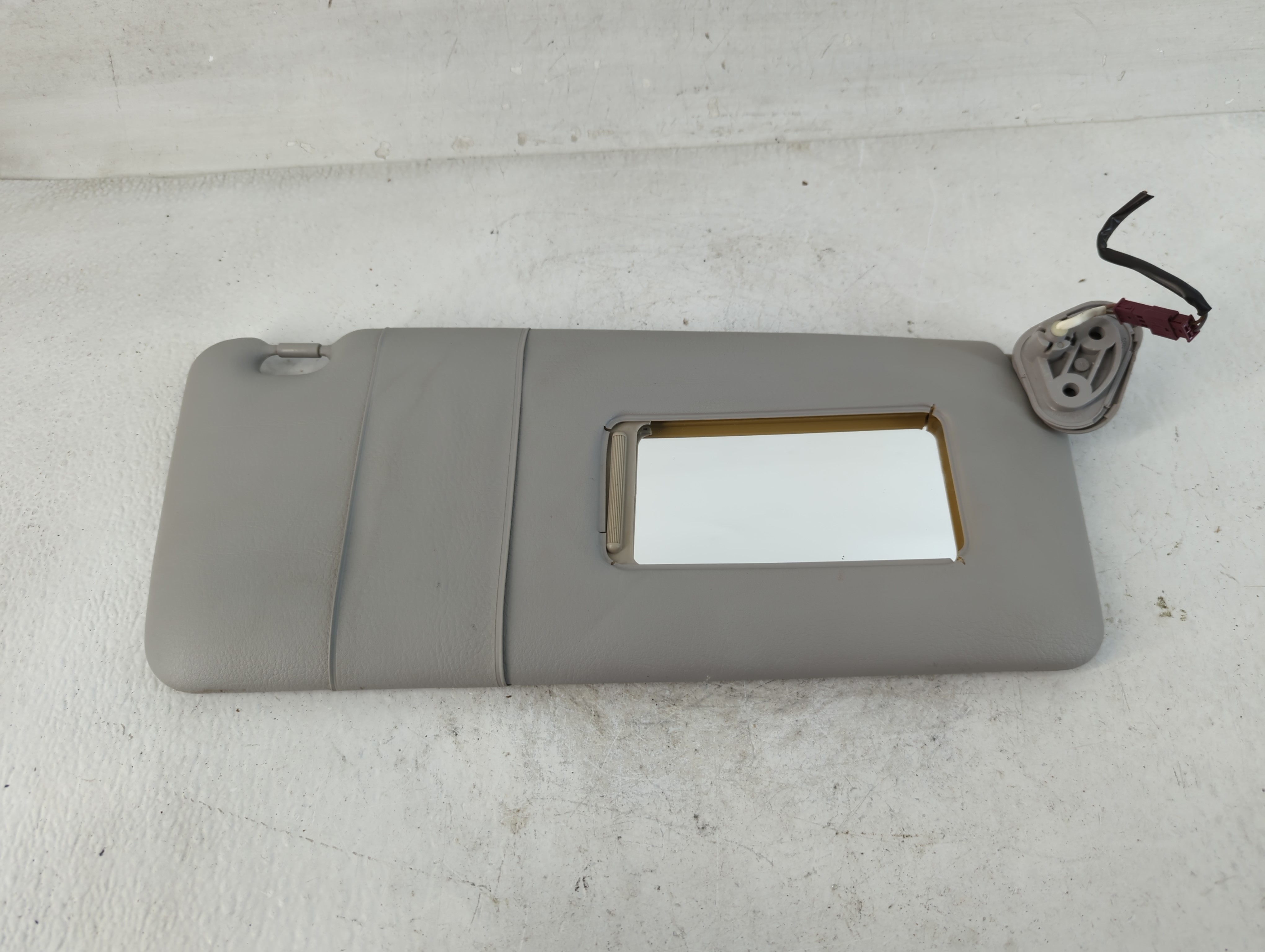 2001-2003 Bmw 530i Passenger Sun Visor Mirror Right Sunvisor Grey 856136 - Oemusedautoparts1.com