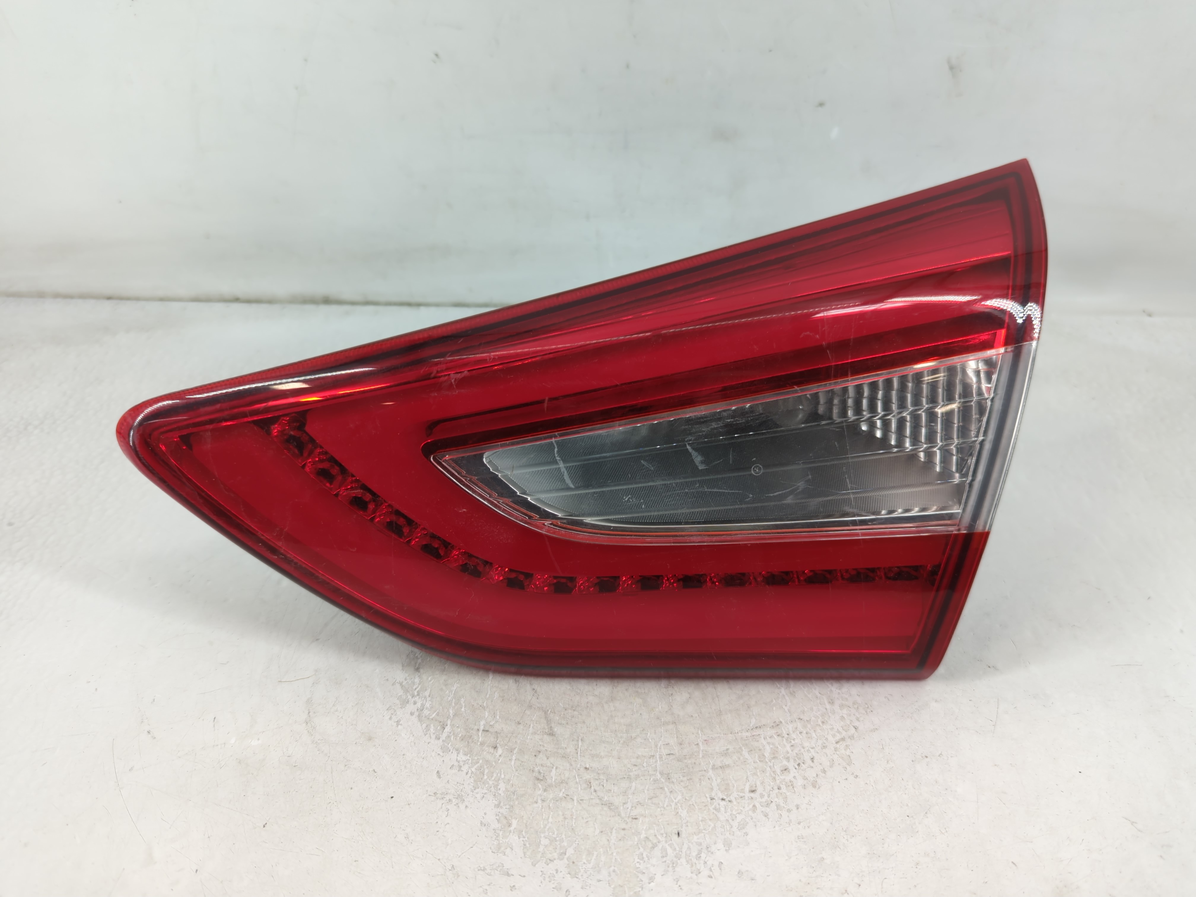 2014-2016 Hyundai Elantra Passenger Right Side Tail Light Taillight Oem 856151 - Oemusedautoparts1.com