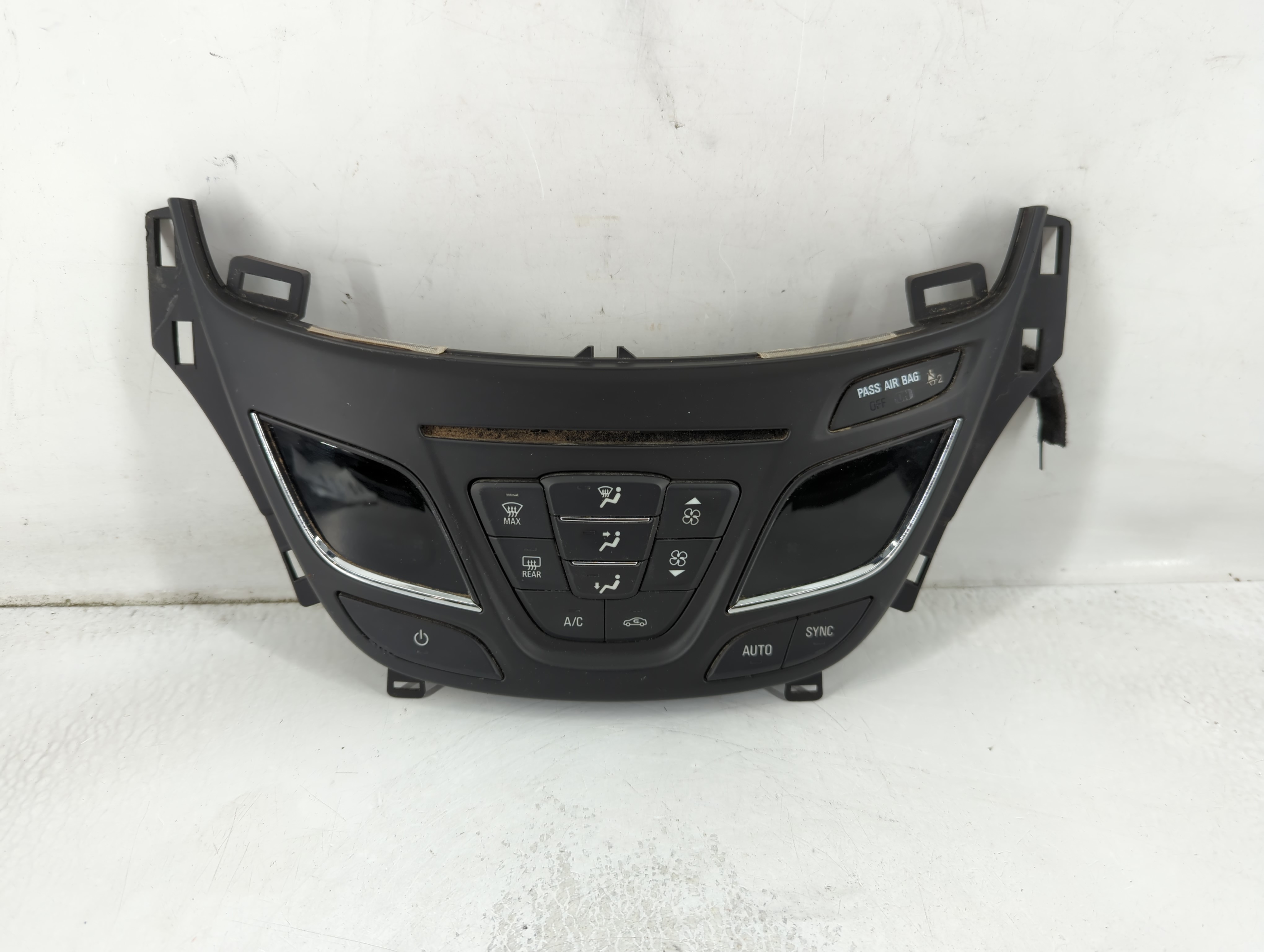 2014-2015 Buick Regal Ac Heater Climate Control 90802627 856182 - Oemusedautoparts1.com
