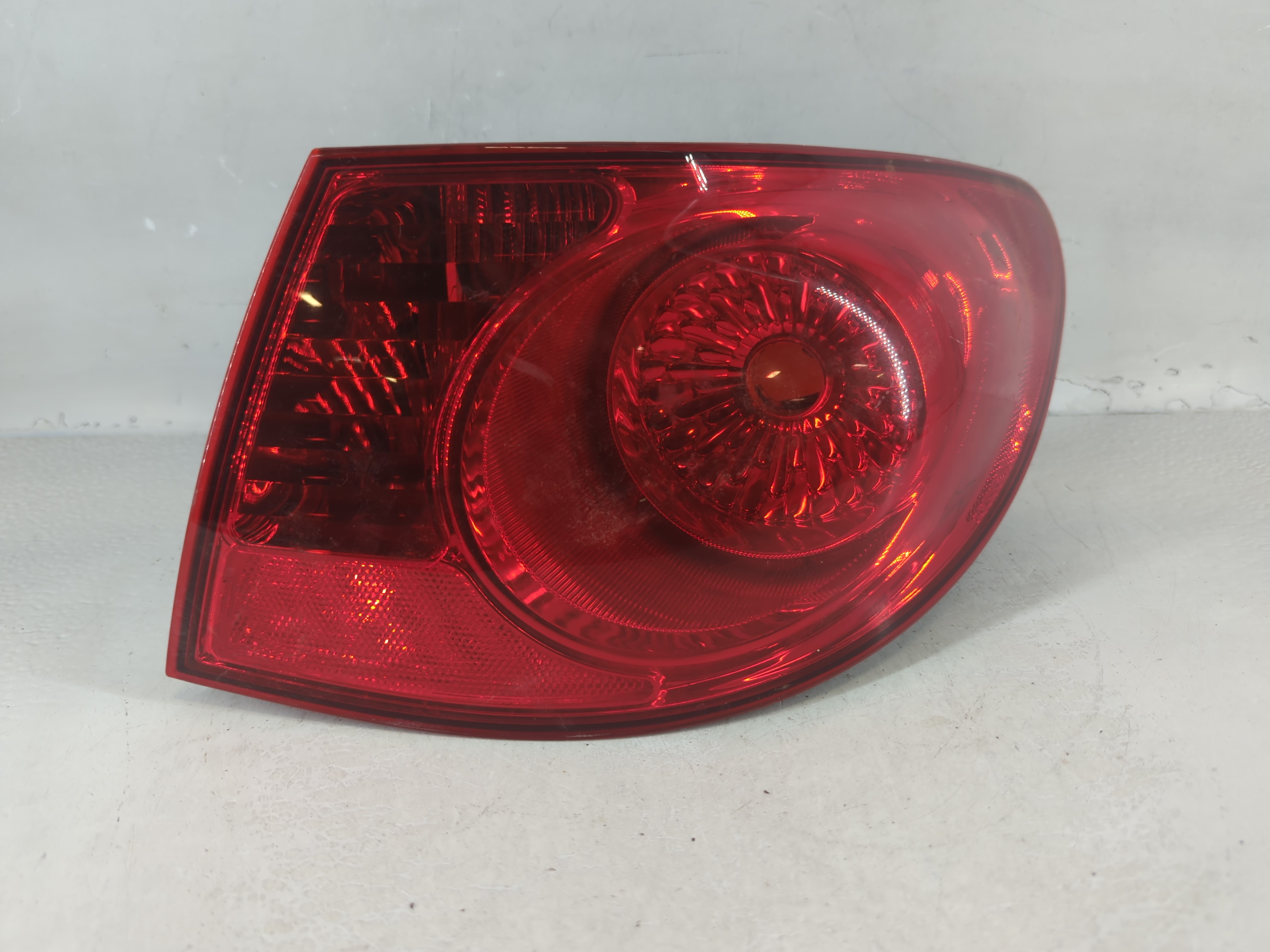 2007-2010 Hyundai Elantra Driver Left Side Tail Light Taillight Oem 856244 - Oemusedautoparts1.com