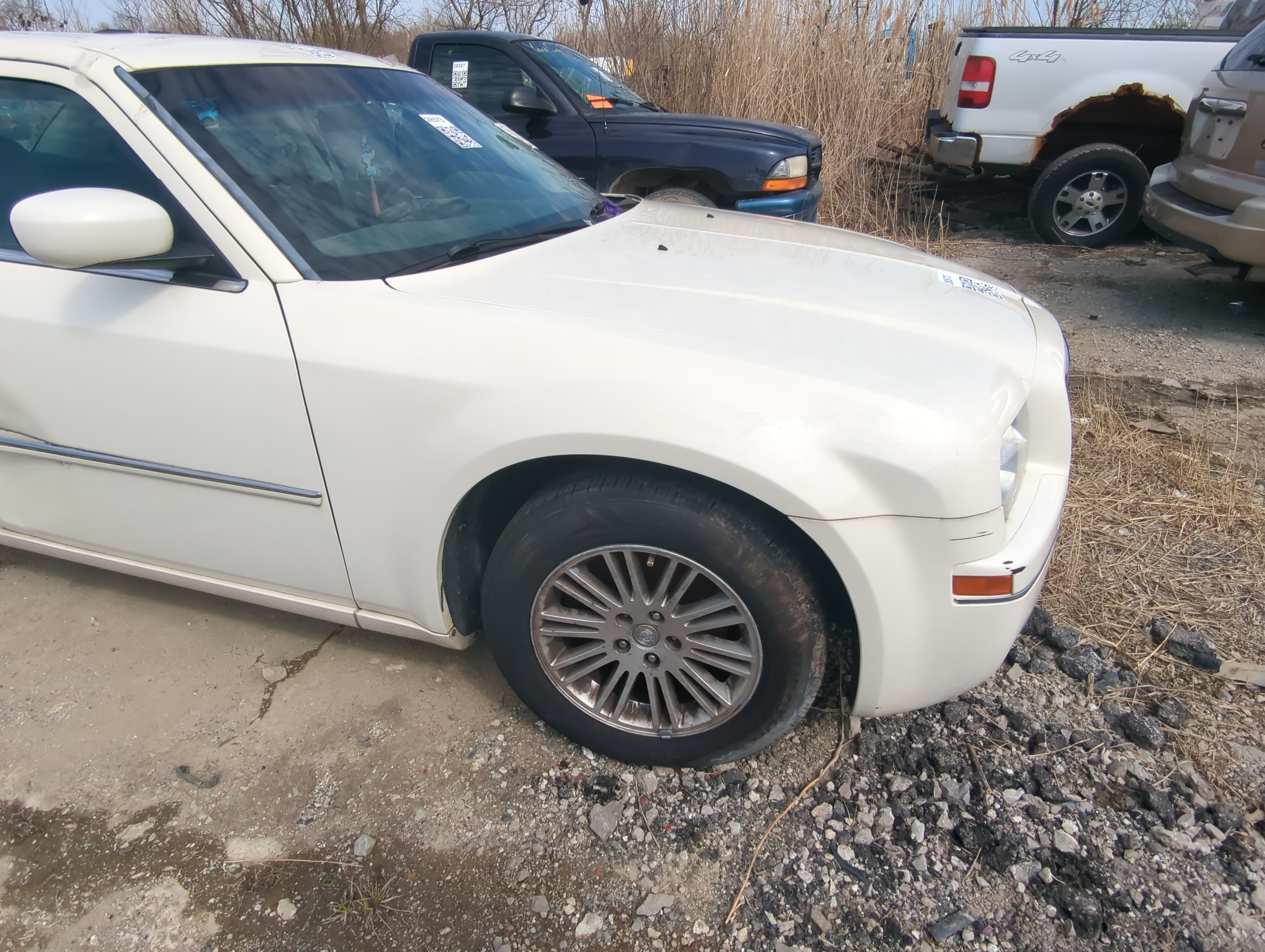 Picture of 2005-2010 Chrysler 300 Passenger Fender 856302