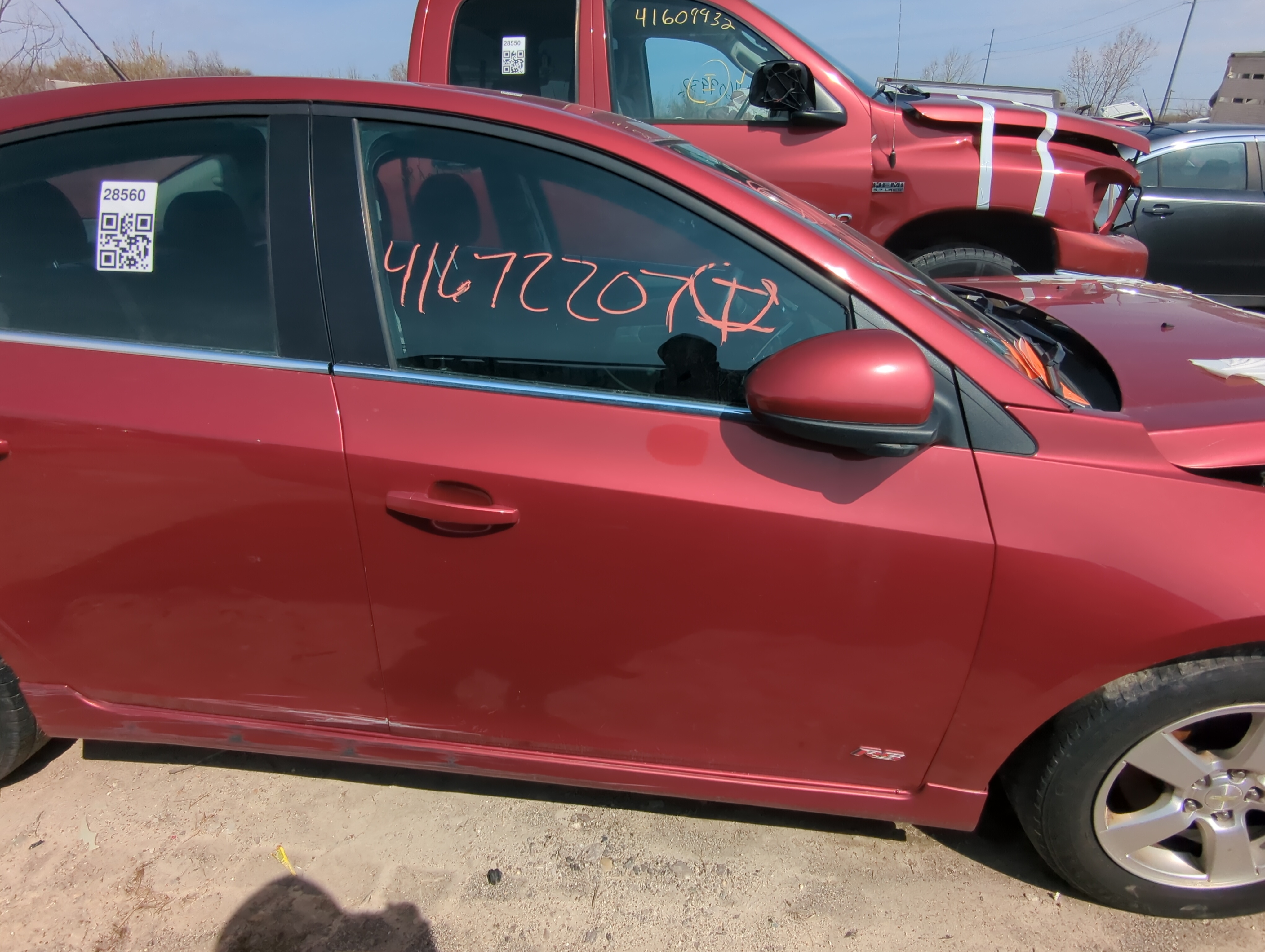 2012-2016 Chevrolet Cruze Passenger Front Door Oem 856686 - Oemusedautoparts1.com