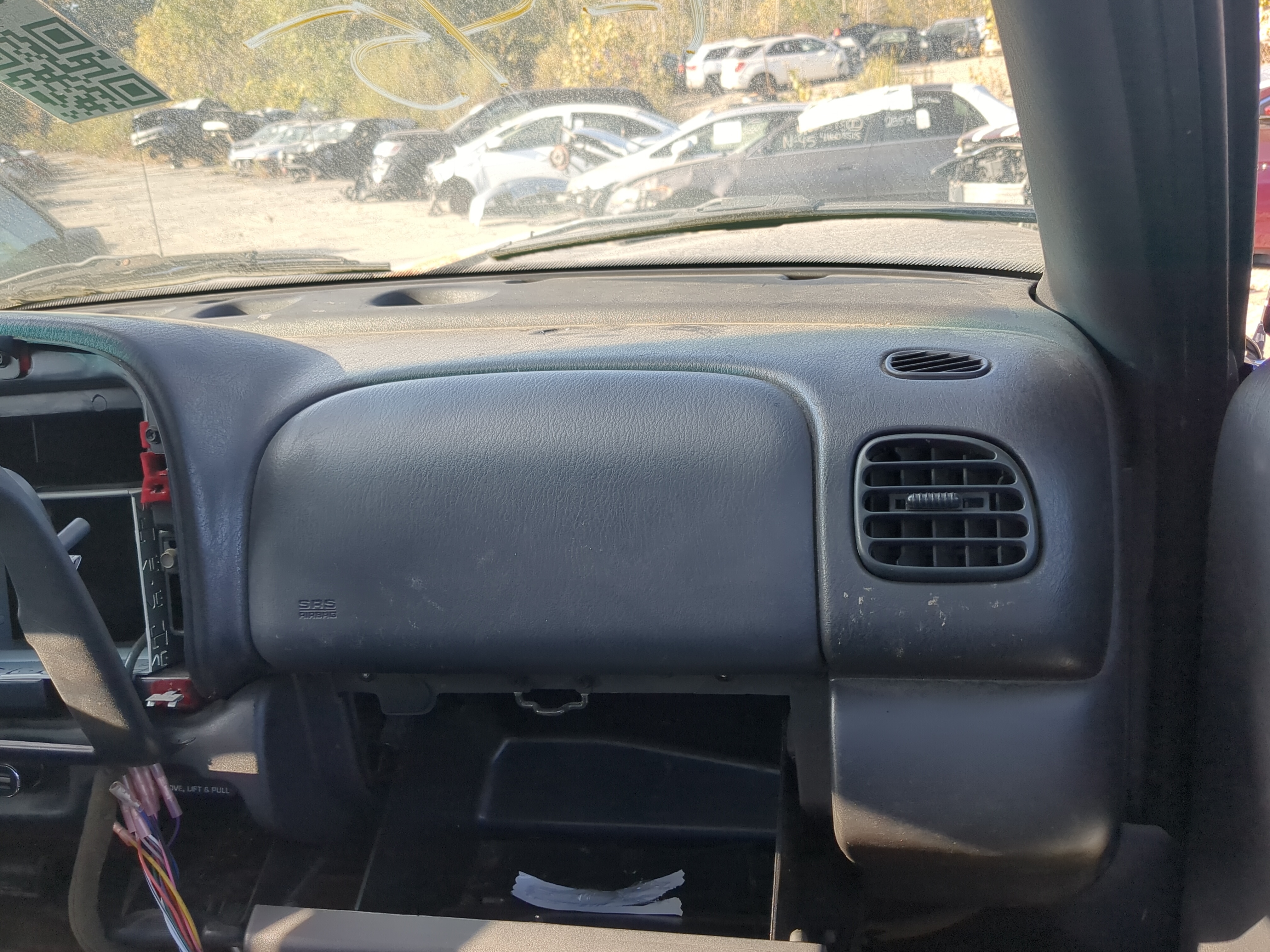 Picture of Dodge Dakota (mid-size) Dakota Air Bag Passenger Right Dashboard Oem 856821