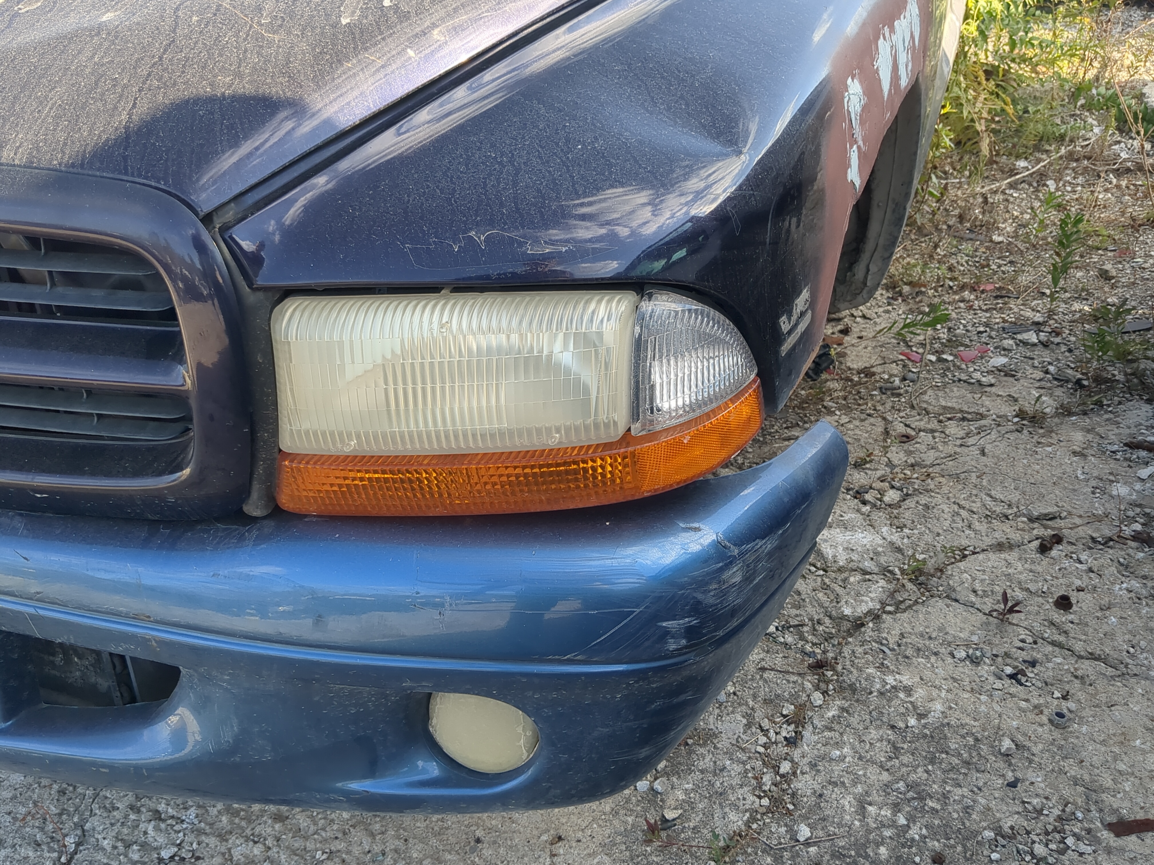 Picture of Dodge Dakota (mid-size) Dakota Driver Left Oem Head Light Headlight Lamp 856852