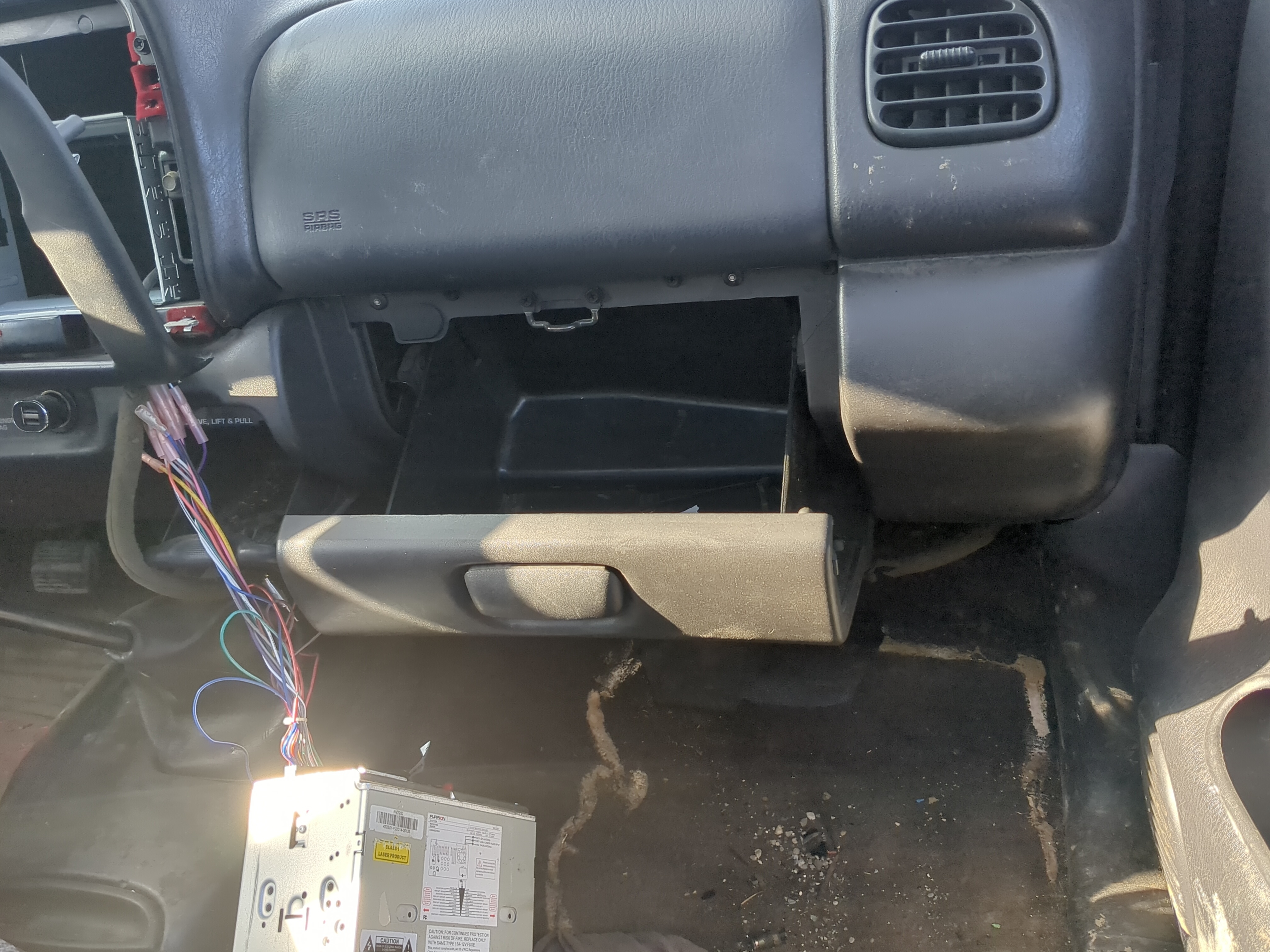 Picture of 1998 DODGE DAKOTA (MID-SIZE) DAKOTA Passenger Glove Box Door Storage Compartment