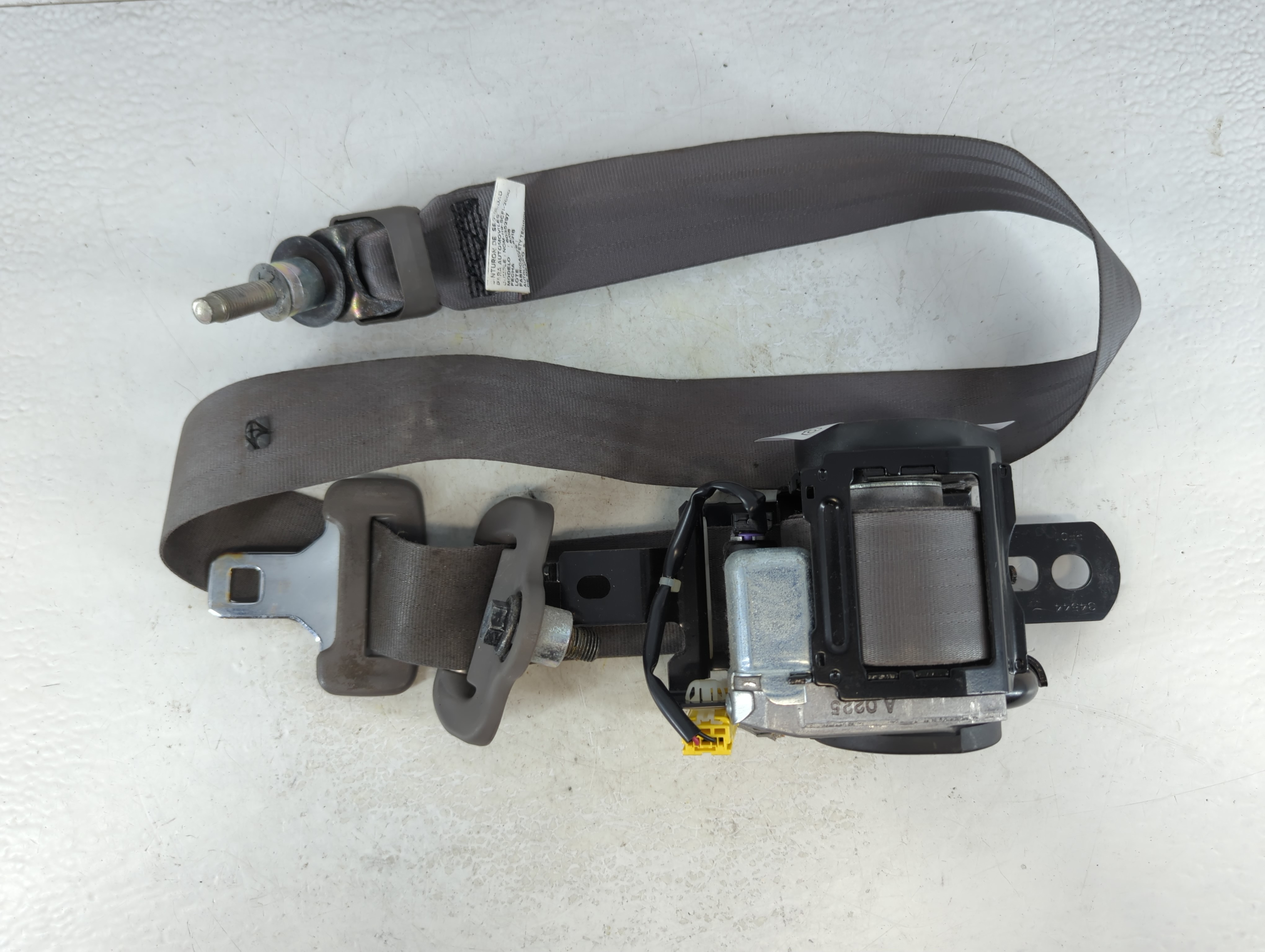 2005-2010 Honda Odyssey Passenger Front Seatbelt Buckle 857354 - Oemusedautoparts1.com