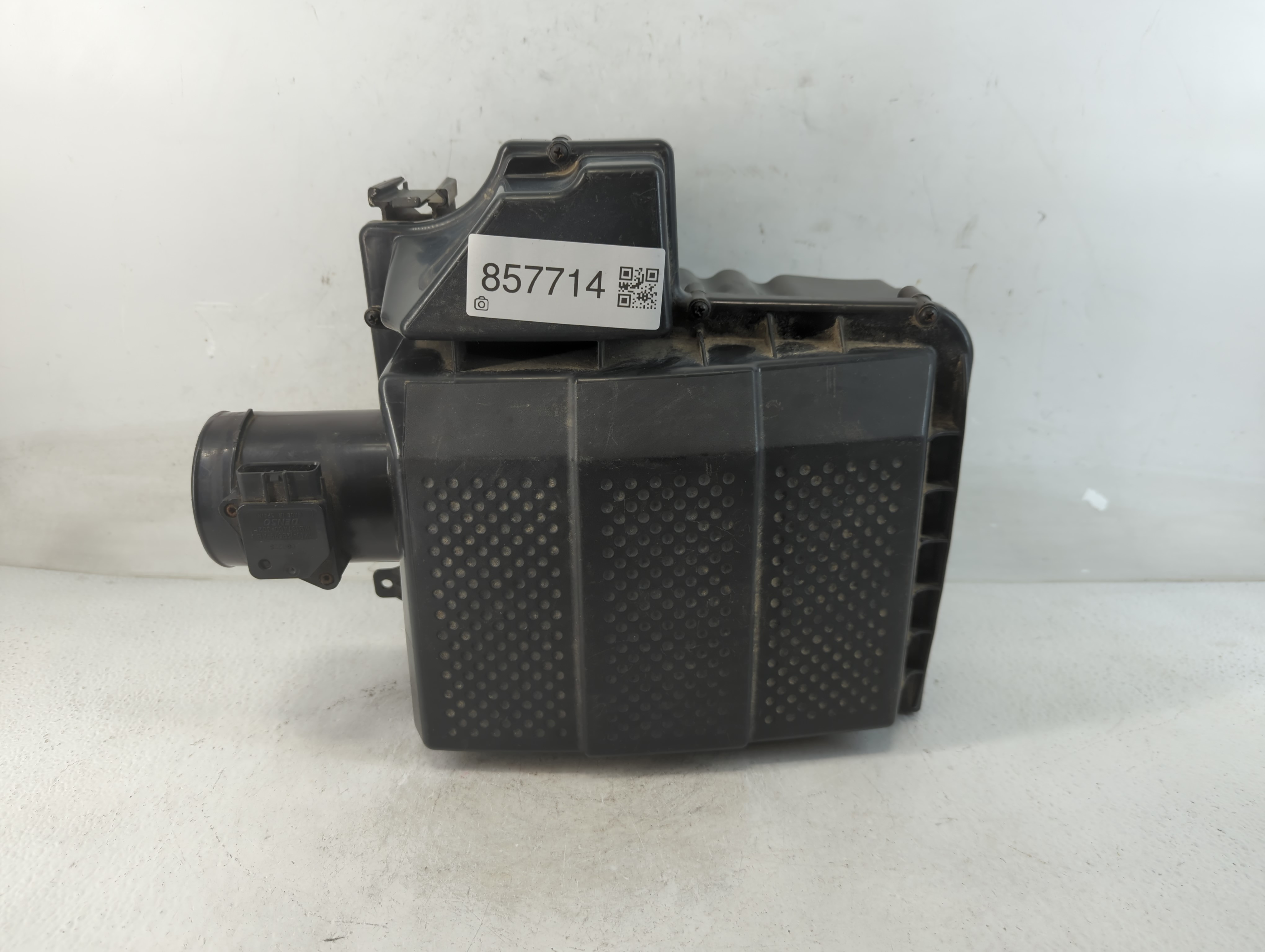 2005-2009 Land Rover Lr3 Air Cleaner Intake-duct Hose Tube 857714 - Oemusedautoparts1.com