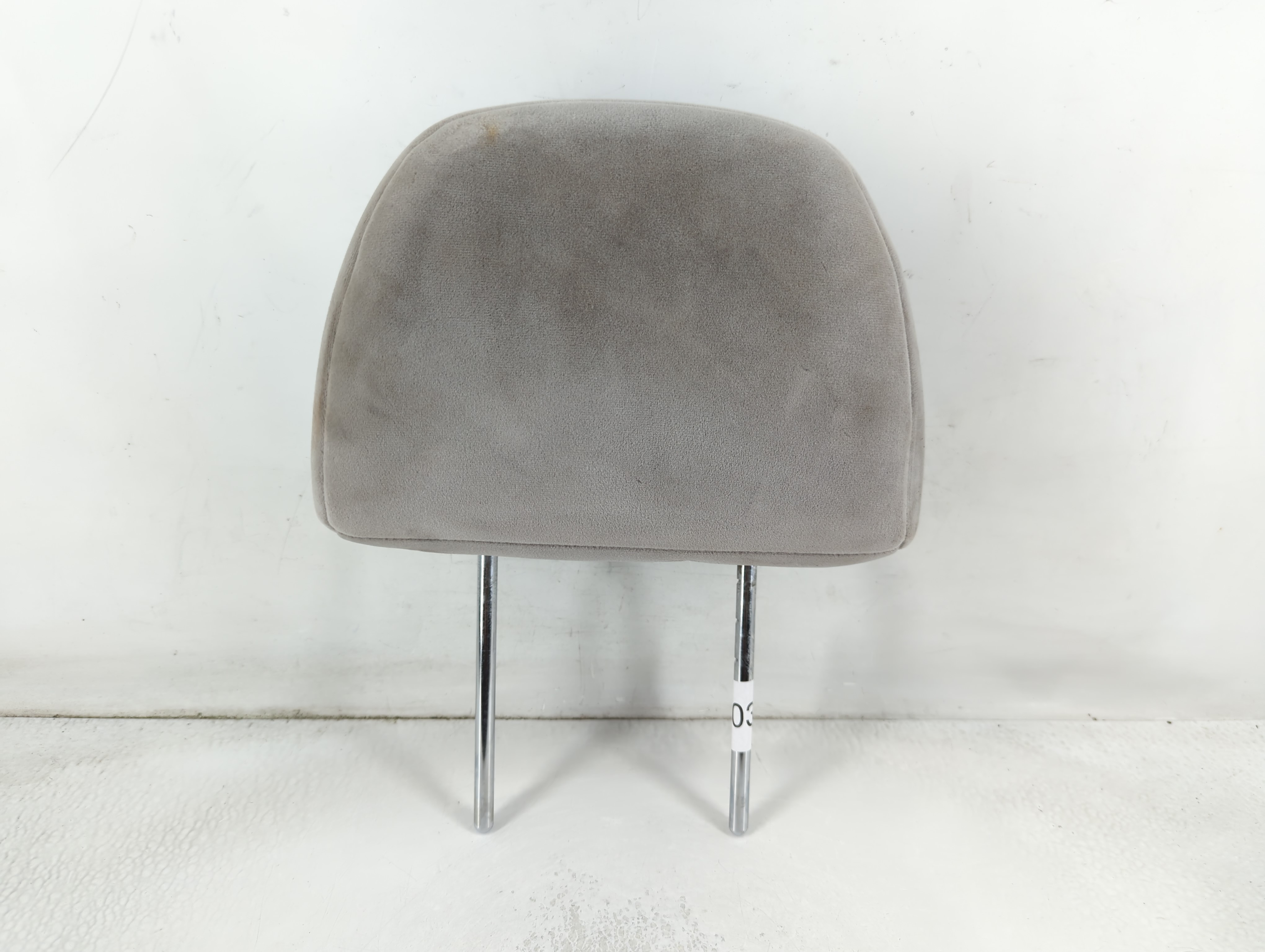 2005-2007 Chrysler 300 Headrest Head Rest Front Driver Passenger Seat 858031 - Oemusedautoparts1.com