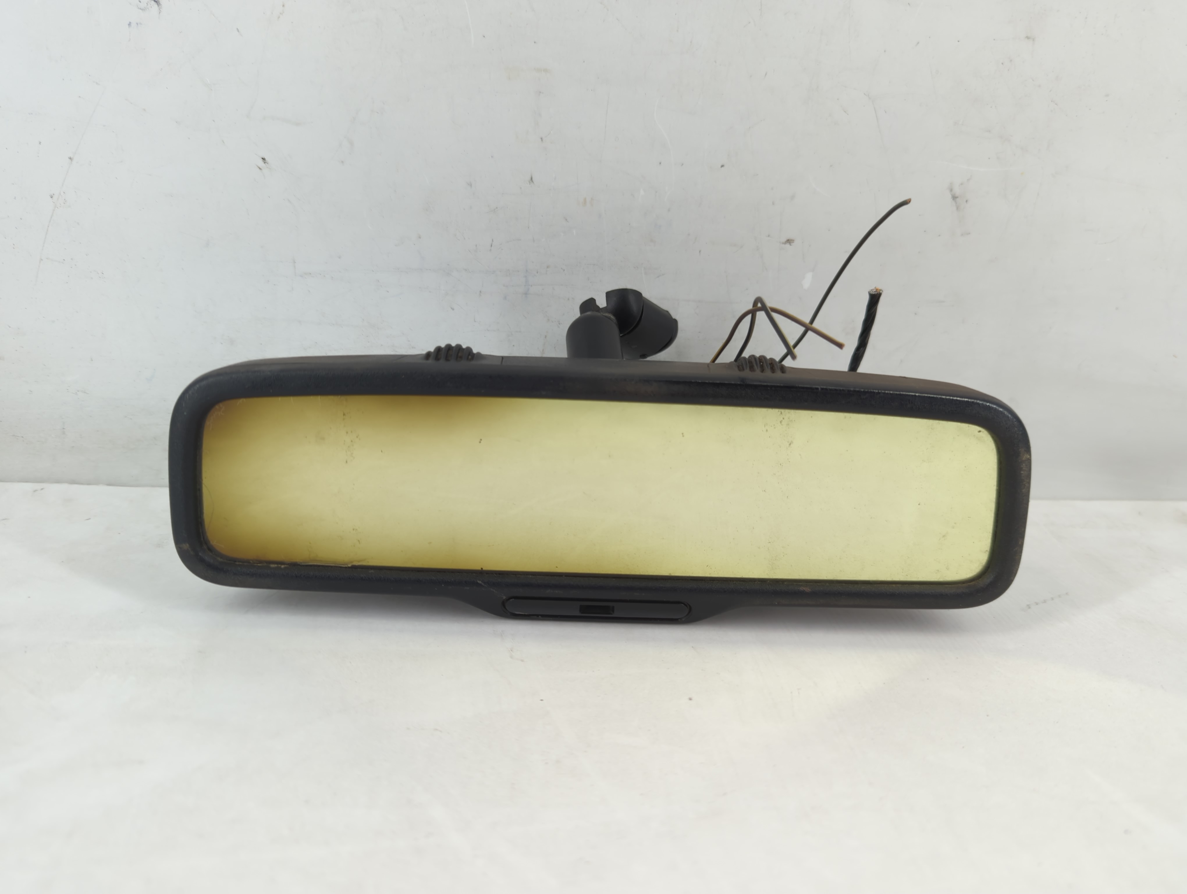 2008 Ford Focus Interior Rear View Mirror Oem 858047 - Oemusedautoparts1.com