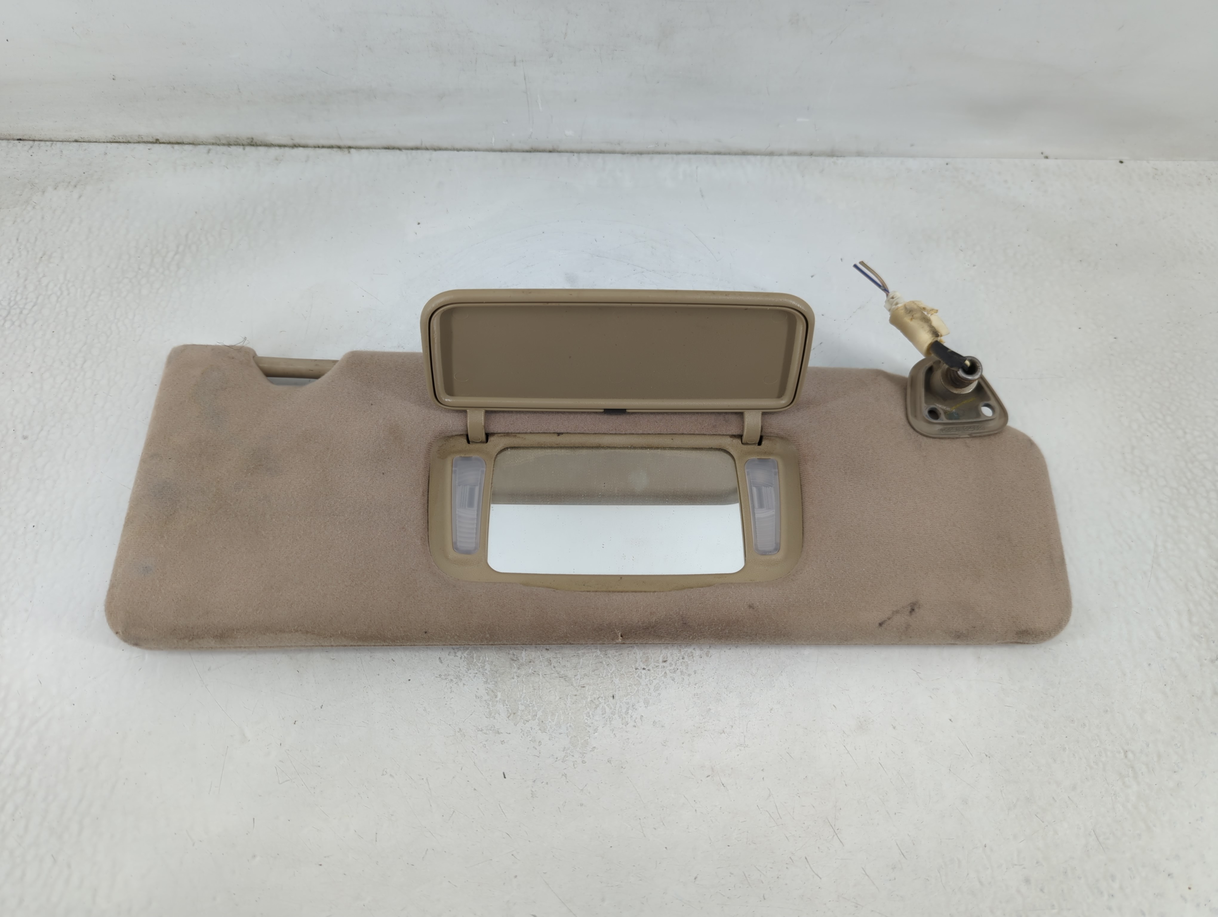 2002-2004 Toyota Avalon Passenger Sun Visor Mirror Right Sunvisor 858080 - Oemusedautoparts1.com