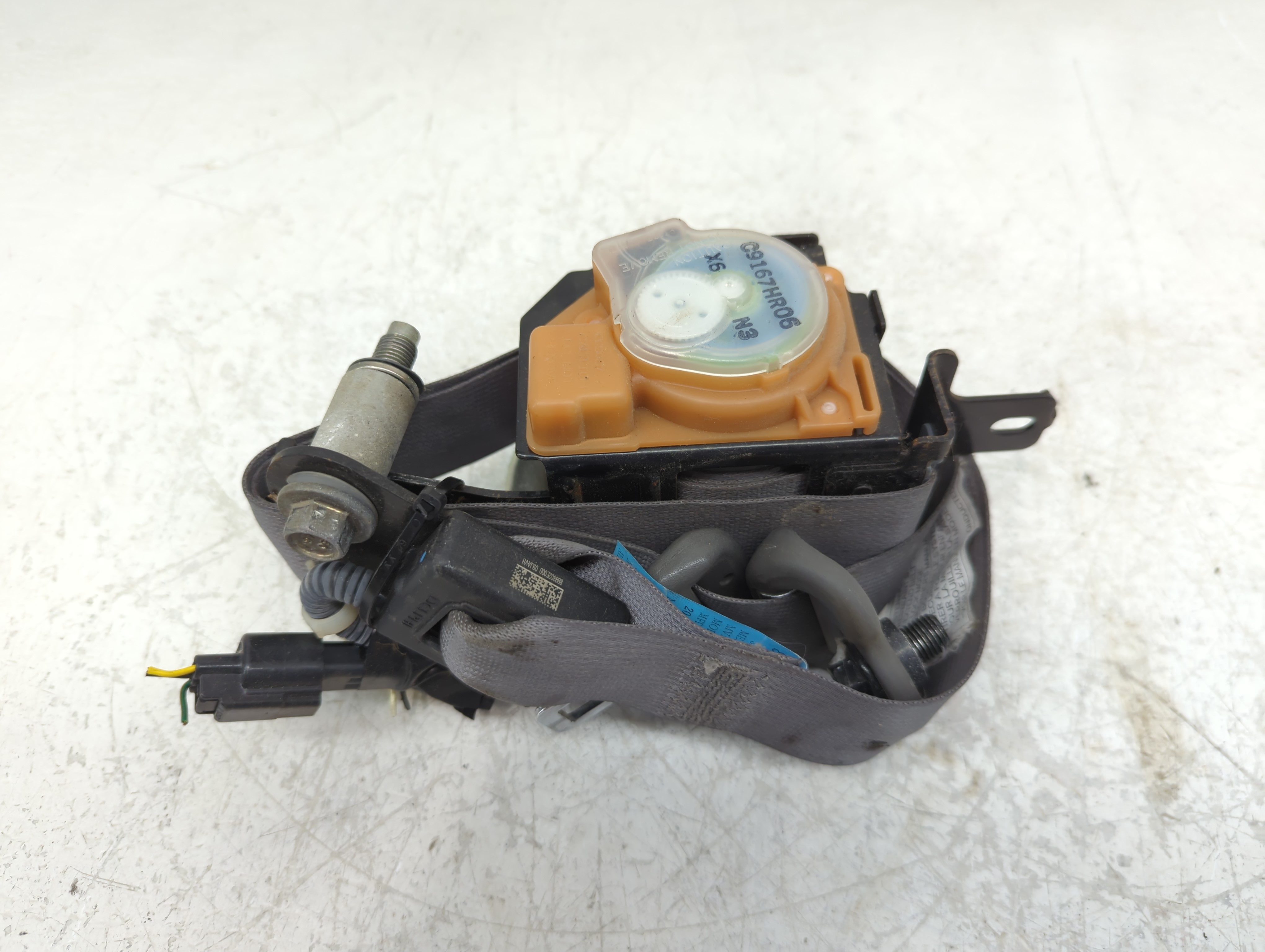 2005-2007 Hyundai Tucson Passenger Front Seatbelt Buckle 858152 - Oemusedautoparts1.com