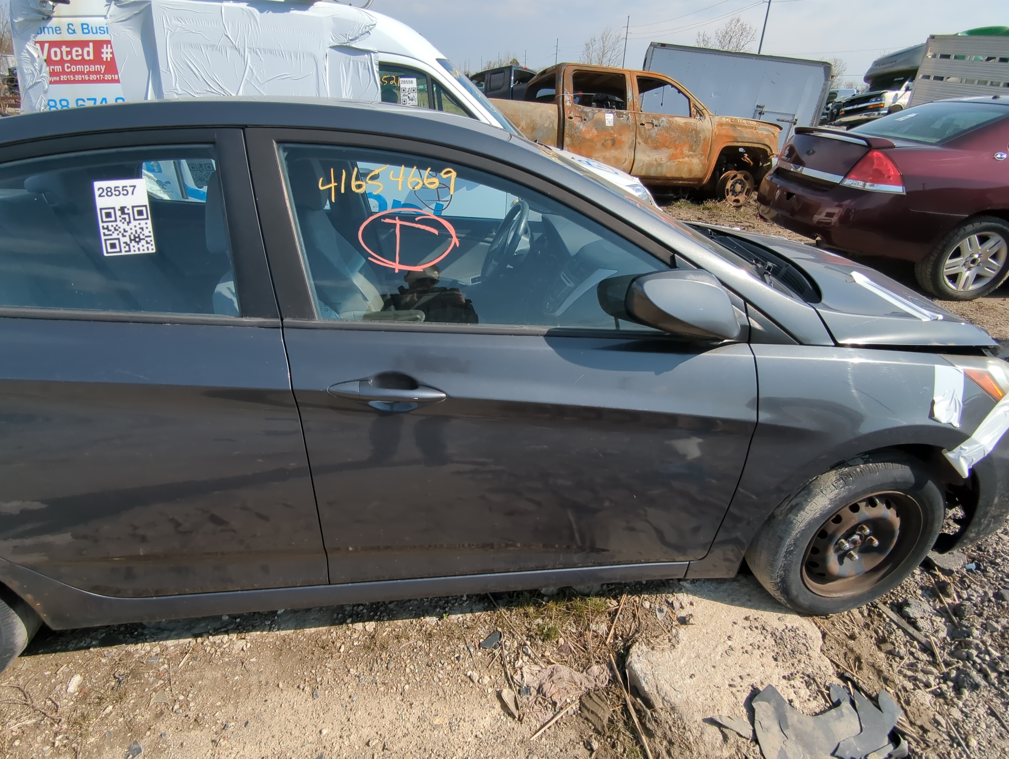 Picture of 2012-2017 Hyundai Accent Passenger Front Door Oem 858444