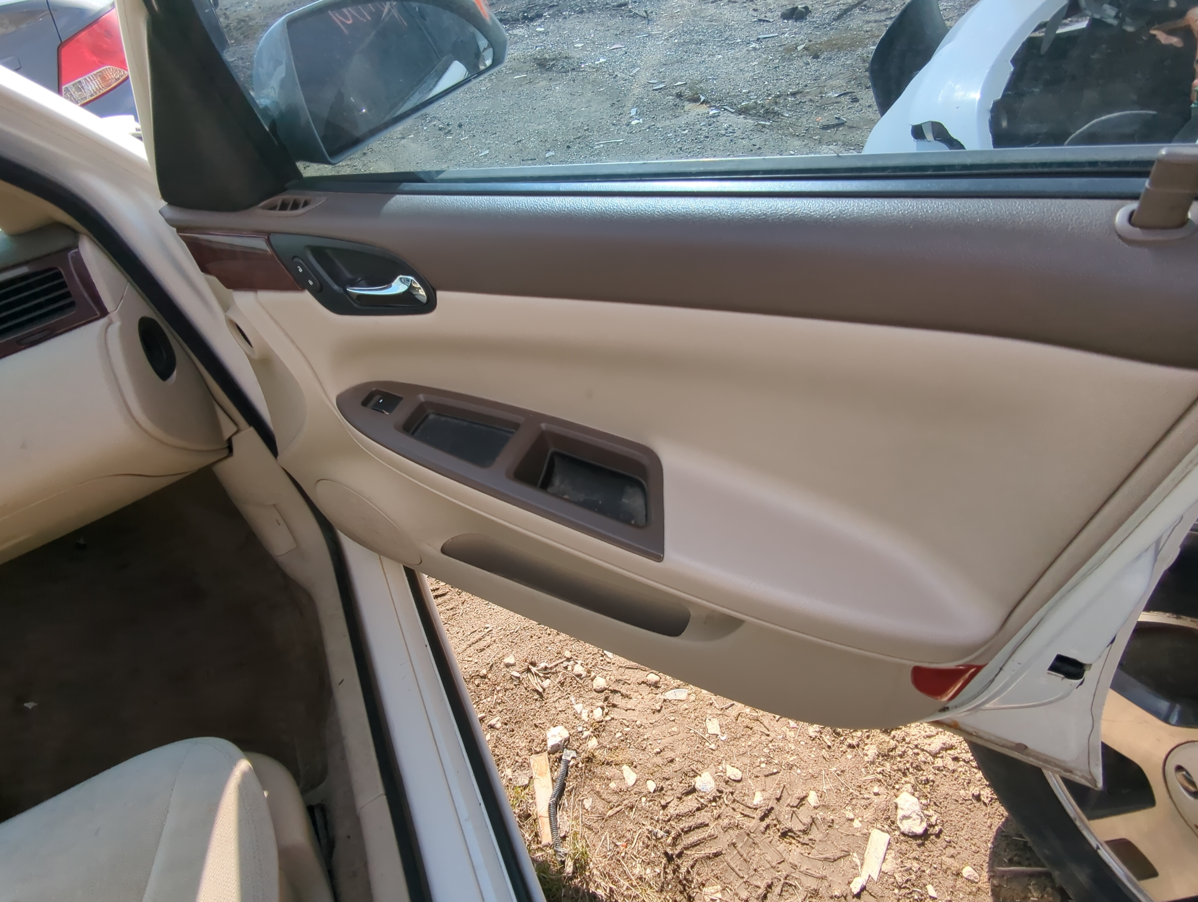 Picture of 2006 Chevrolet Impala Front Right Passenger Interior Door Panel Trim 858658