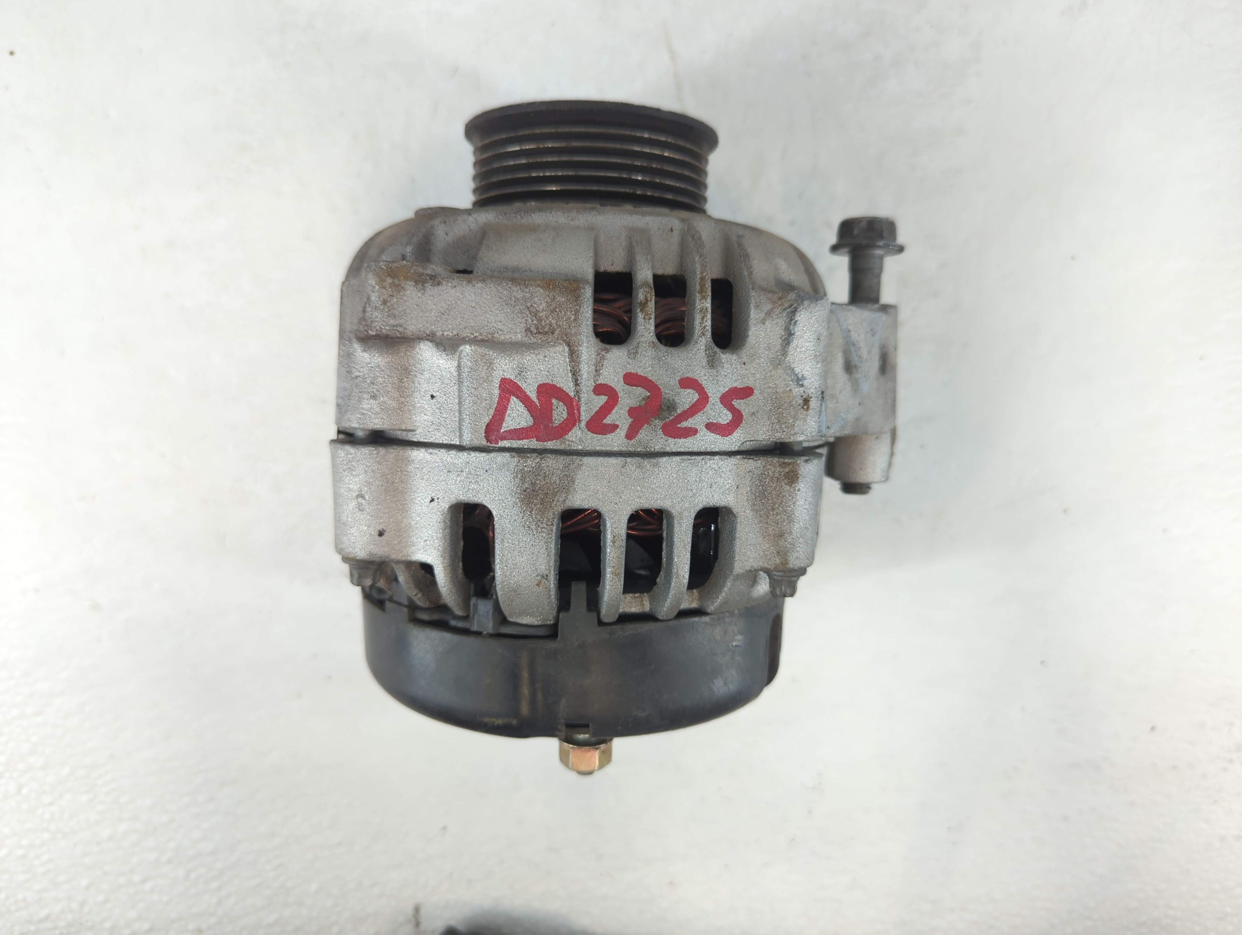 Picture of 2005 Chevrolet S10 Alternator Generator Charging Assembly Engine Oem 859063