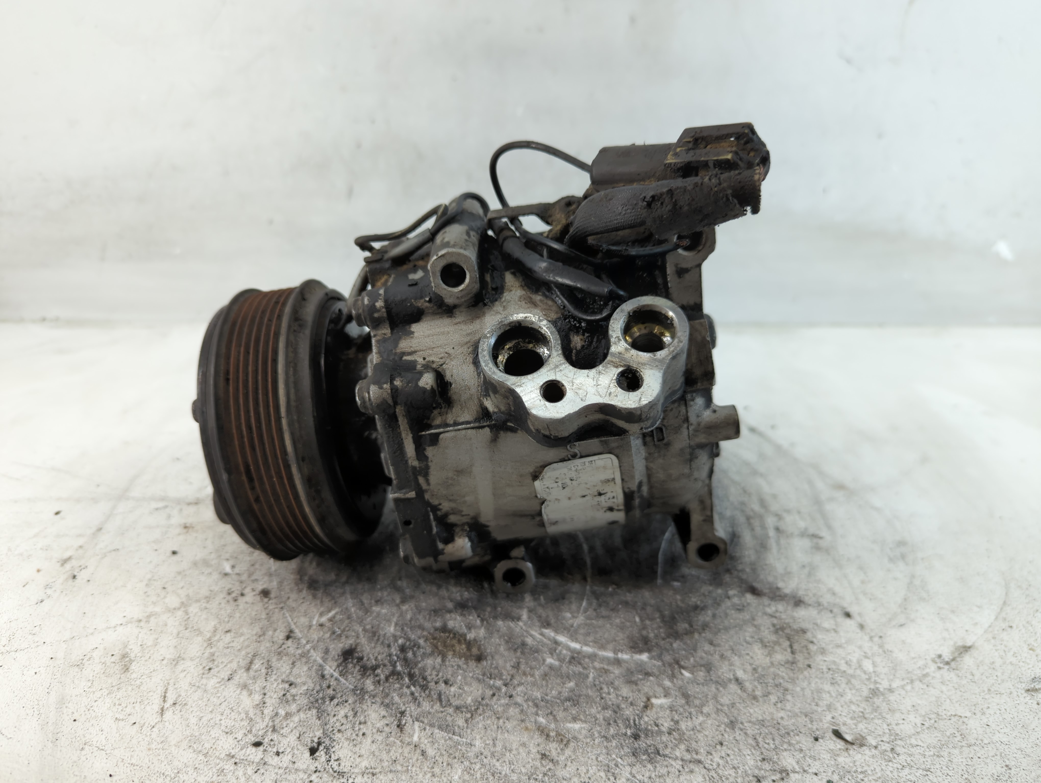 2000-2000 Chrysler Sebring Air Conditioning A/c Ac Compressor Oem 859087 - Oemusedautoparts1.com