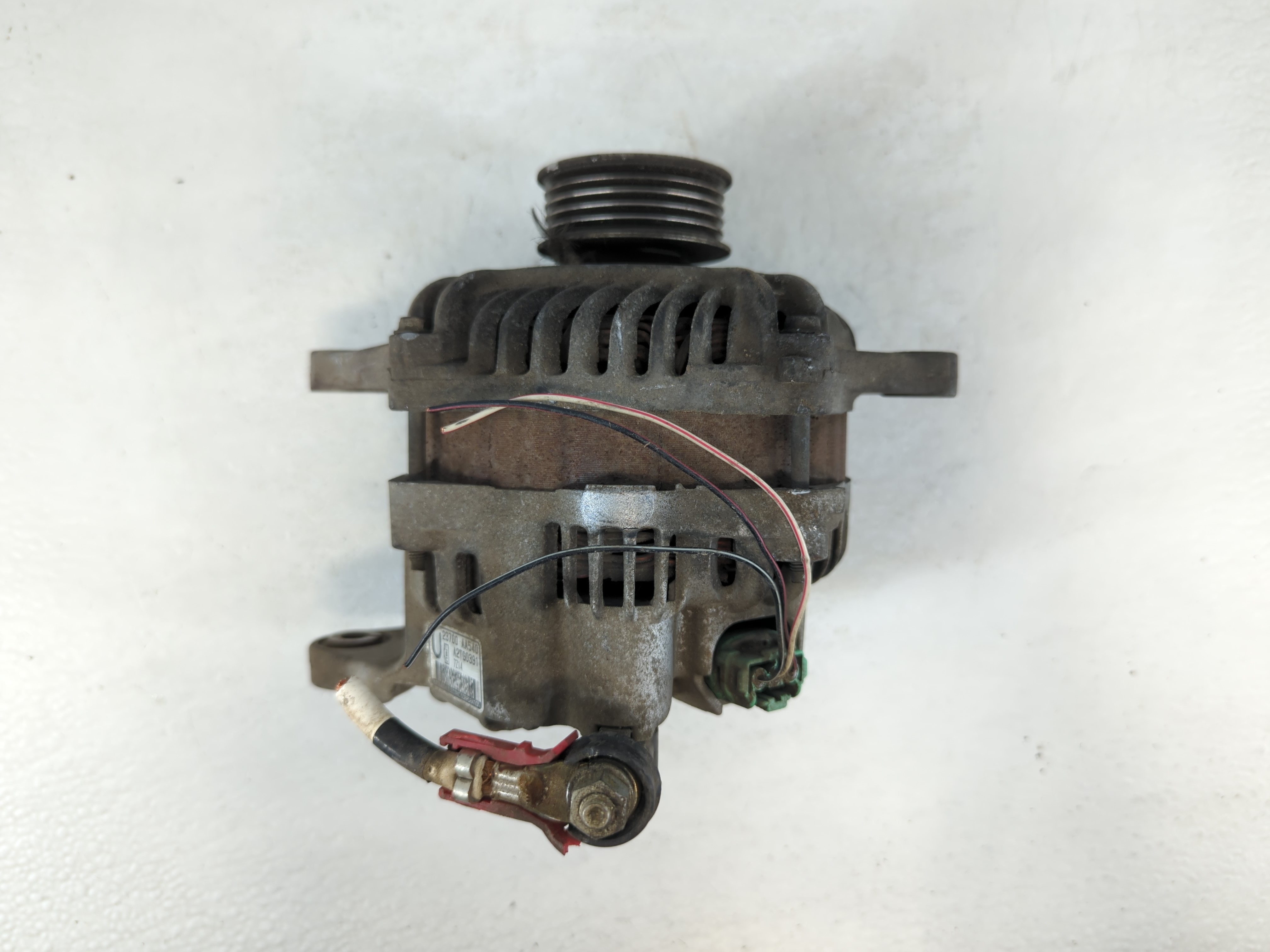 Picture of Subaru Forester Alternator Generator Charging Assembly Engine Oem 859091
