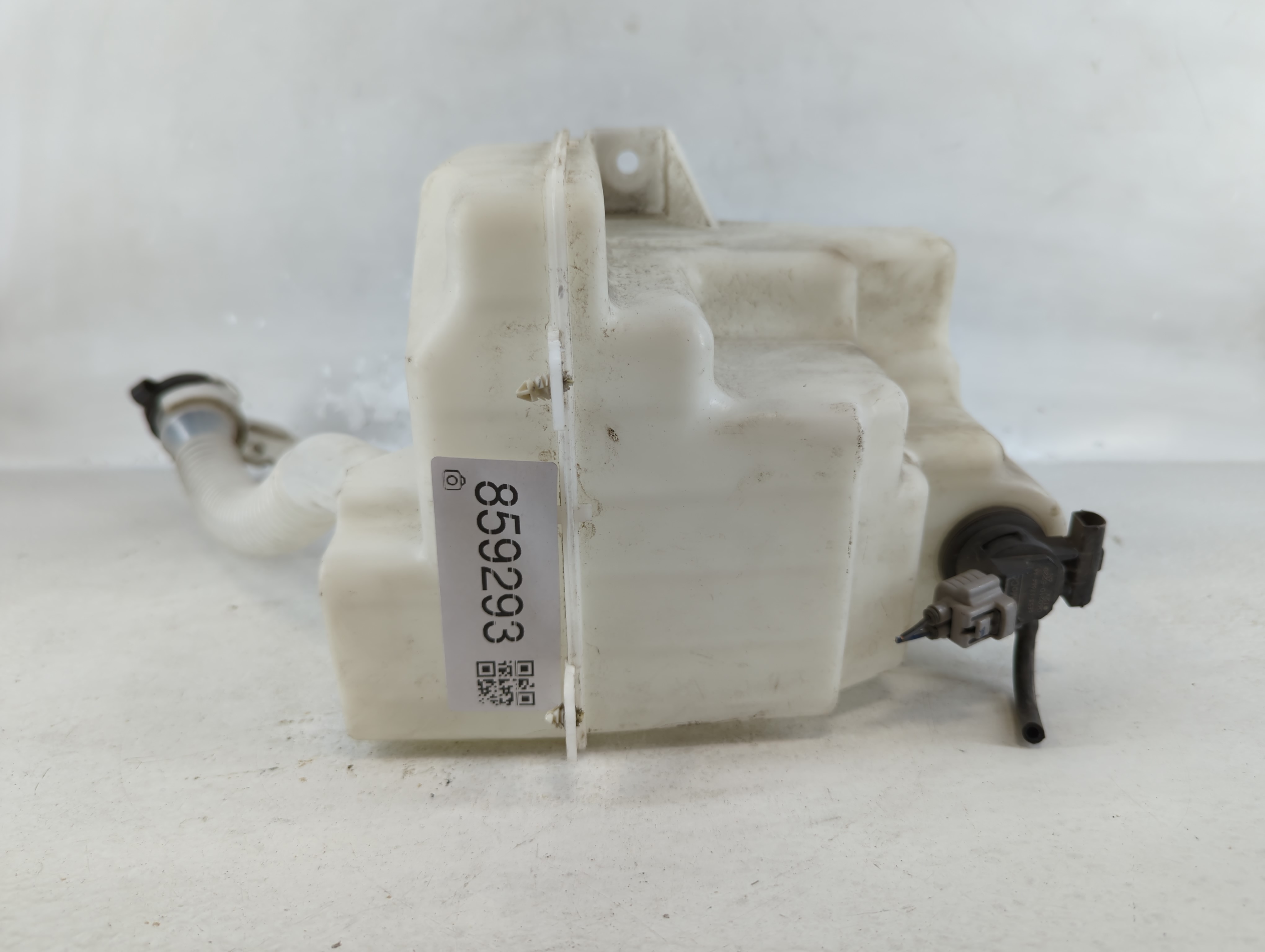 Picture of 2010-2012 Ford Fusion Radiator Coolant Overflow Expansion Tank Bottle 859293