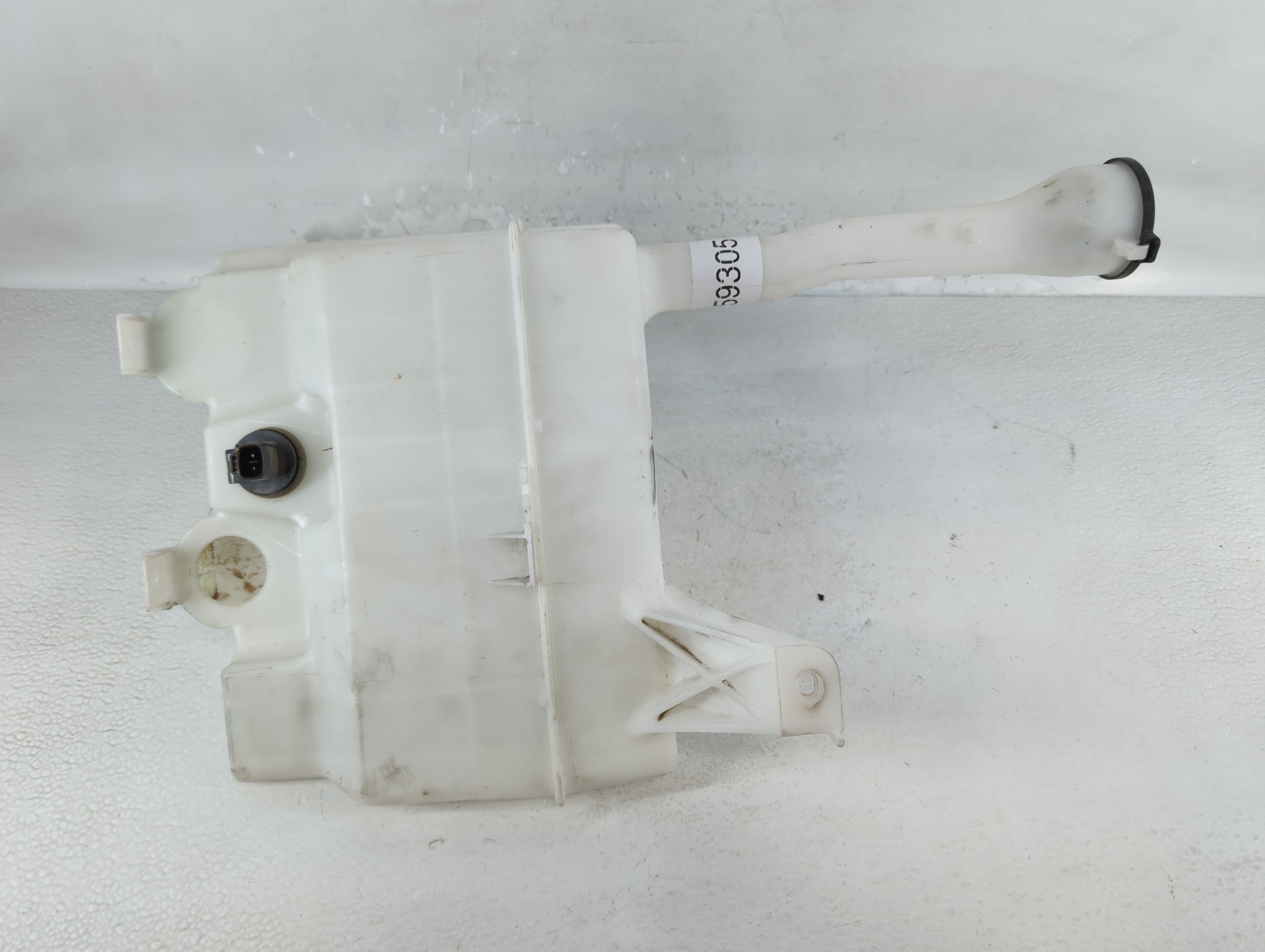 2015-2017 Toyota Camry Windshield Washer Fluid Reservoir Bottle Oem 859305 - Oemusedautoparts1.com