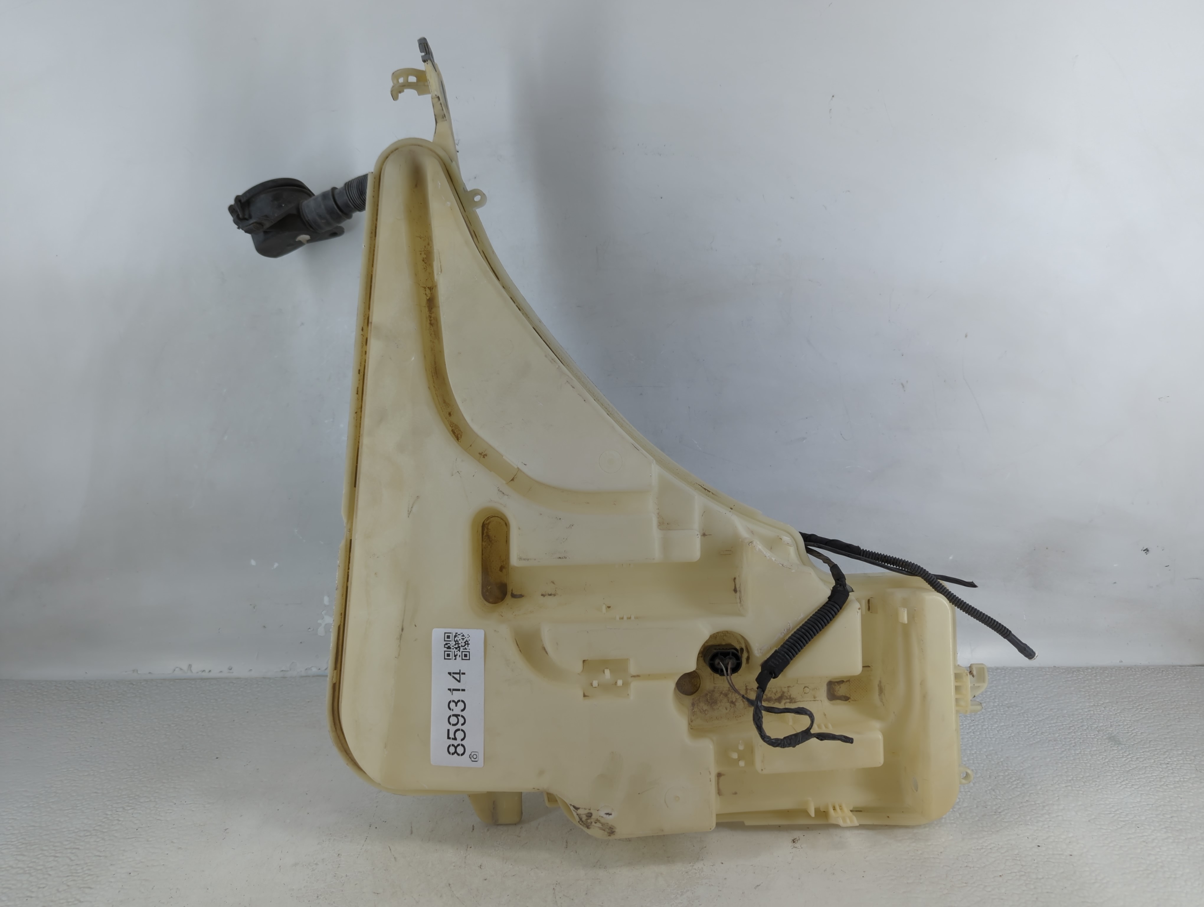 Picture of 2012-2018 Bmw 320i Windshield Washer Fluid Reservoir Bottle Oem 859314