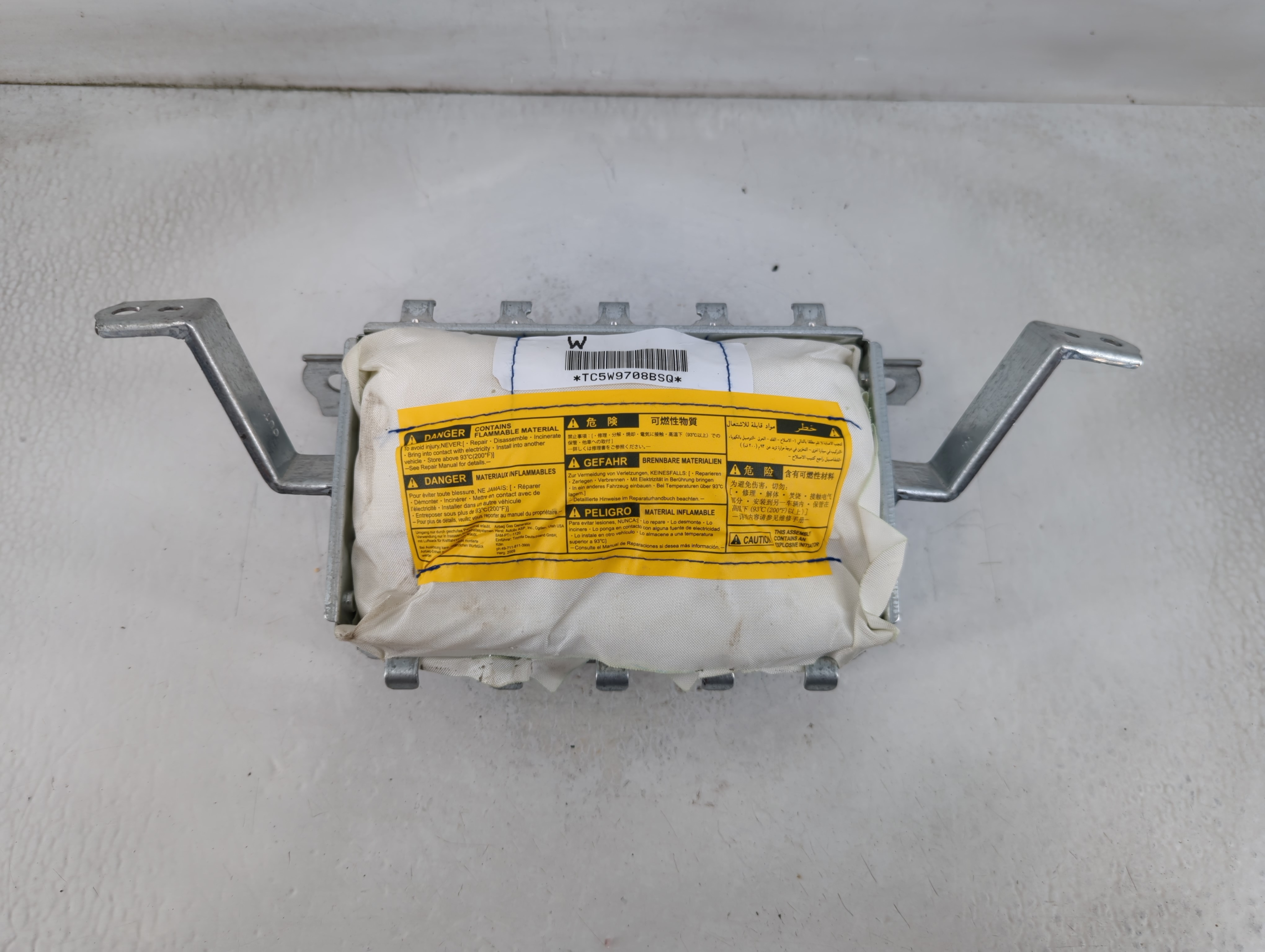 2010-2011 Toyota Camry Air Bag Passenger Right Dashboard Oem 859665 - Oemusedautoparts1.com