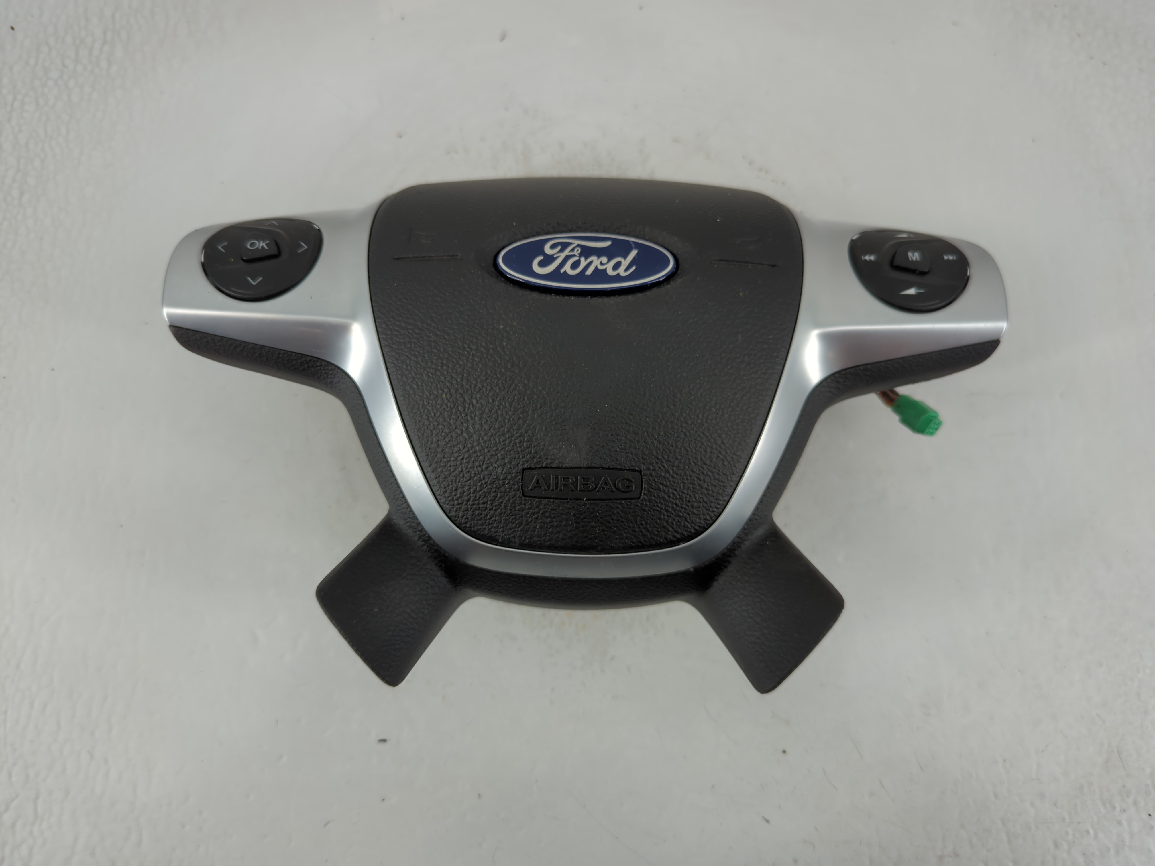 2013-2014 Ford Escape Air Bag Driver Left Steering Wheel Mounted 859699 - Oemusedautoparts1.com