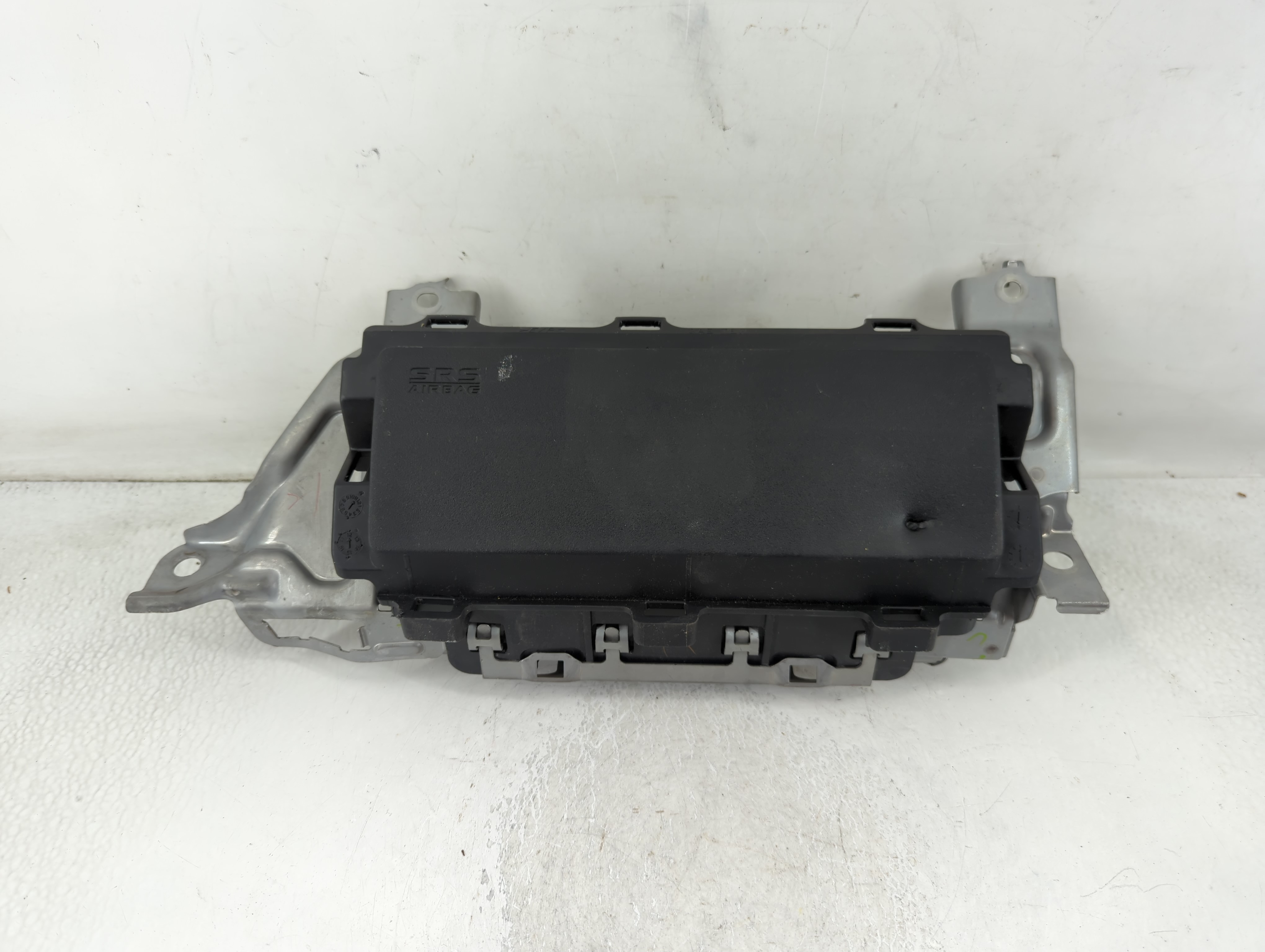 2008-2017 Mitsubishi Lancer Air Bag Driver Left Knee Oem 859721 - Oemusedautoparts1.com