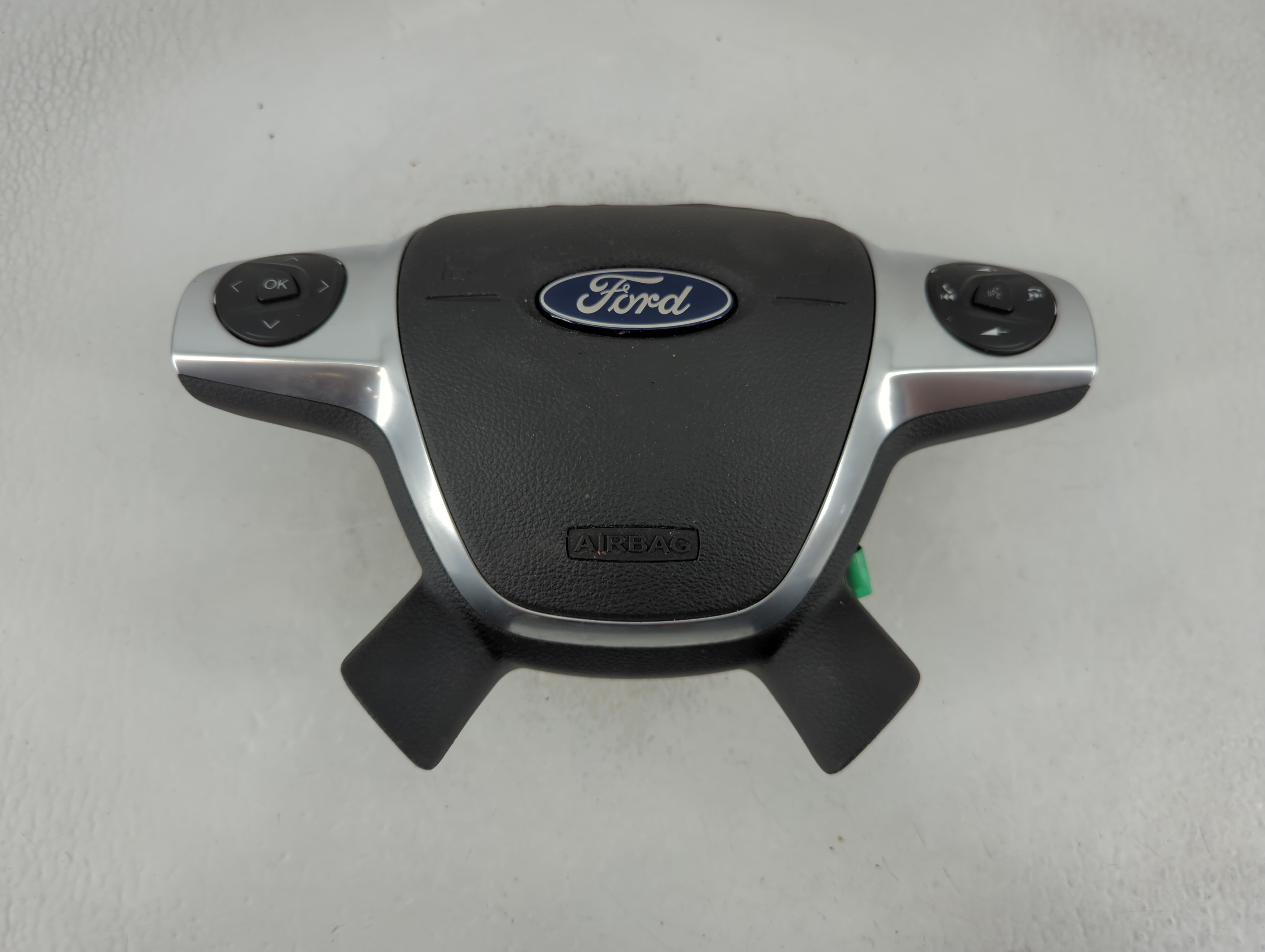 2013-2016 Ford Escape Air Bag Driver Left Steering Wheel Mounted 859725 - Oemusedautoparts1.com