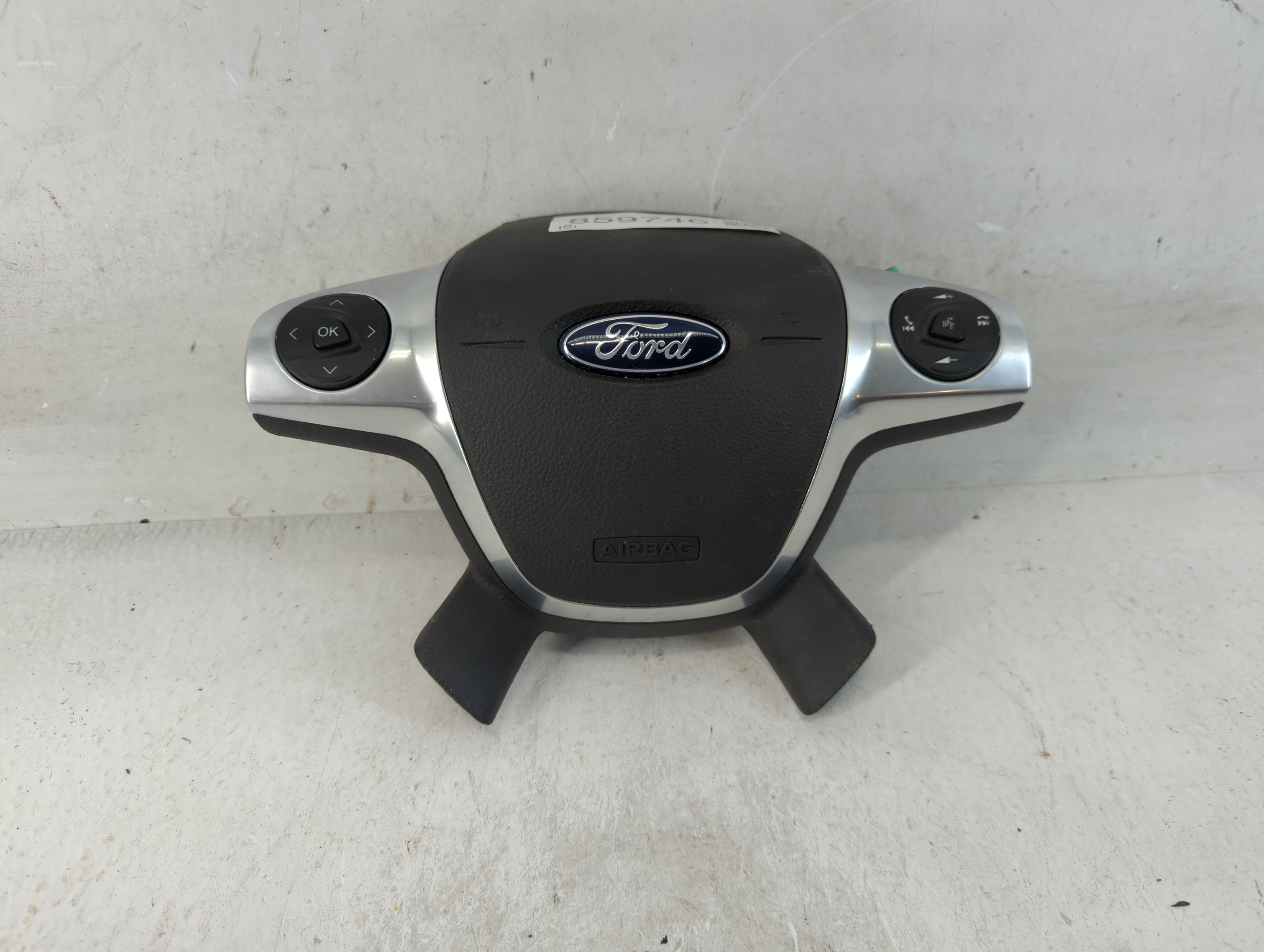 2015-2016 Ford Escape Air Bag Driver Left Steering Wheel Mounted 859746 - Oemusedautoparts1.com