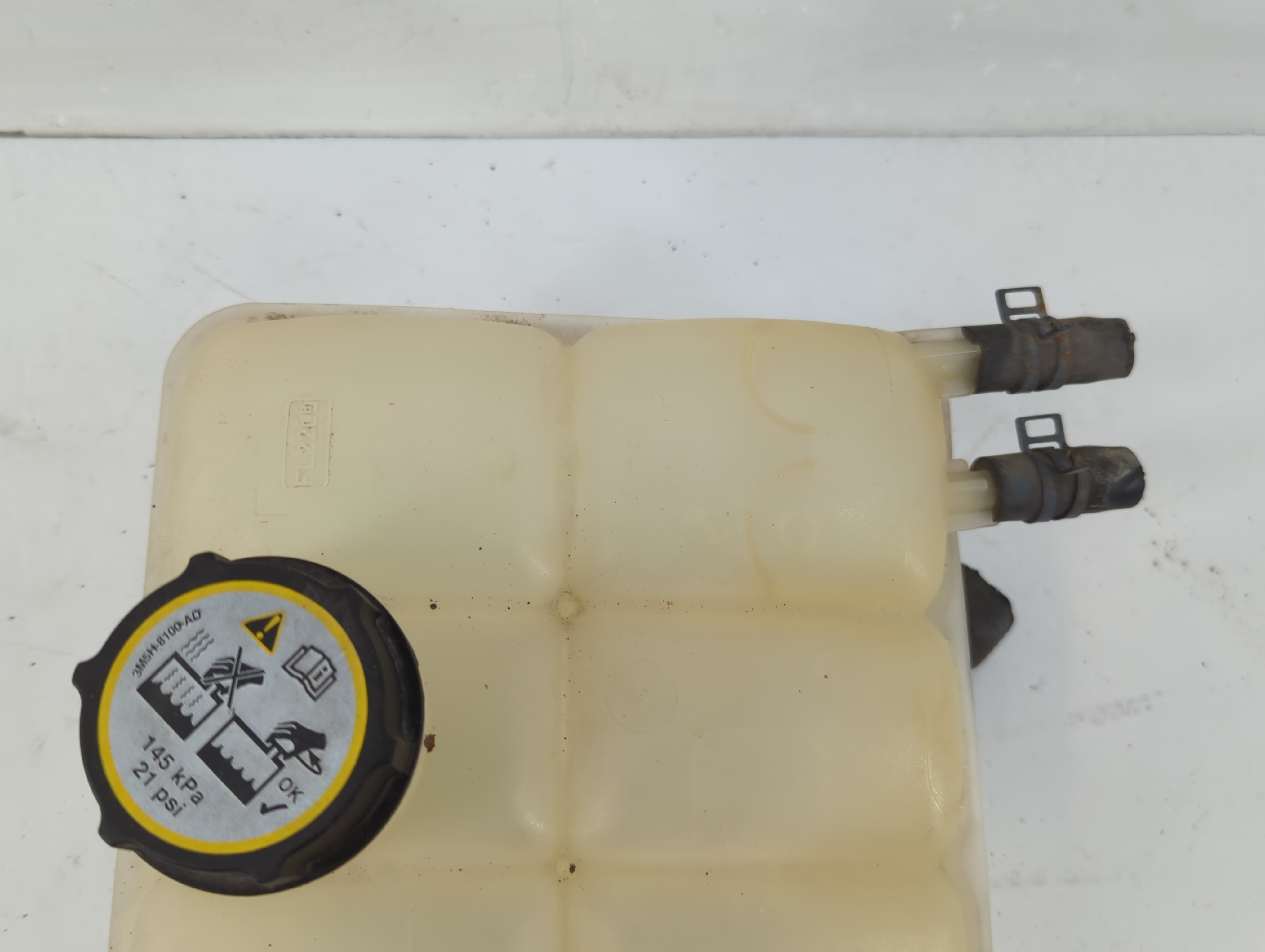 2004-2013 Mazda 3 Radiator Coolant Overflow Expansion Tank Bottle 863269 - Oemusedautoparts1.com