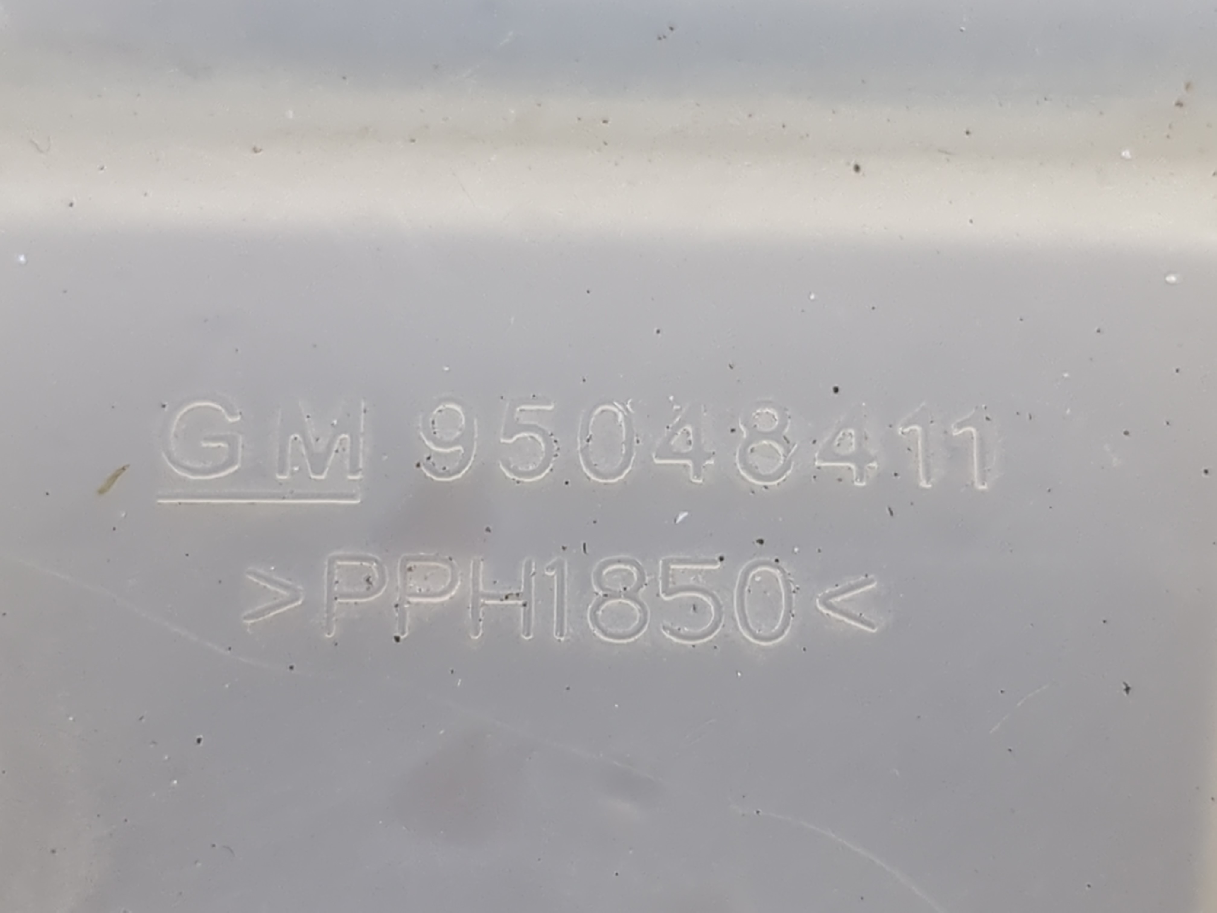 Picture of 2012-2019 Chevrolet Sonic Radiator Coolant Overflow Expansion Tank Bottle 863569