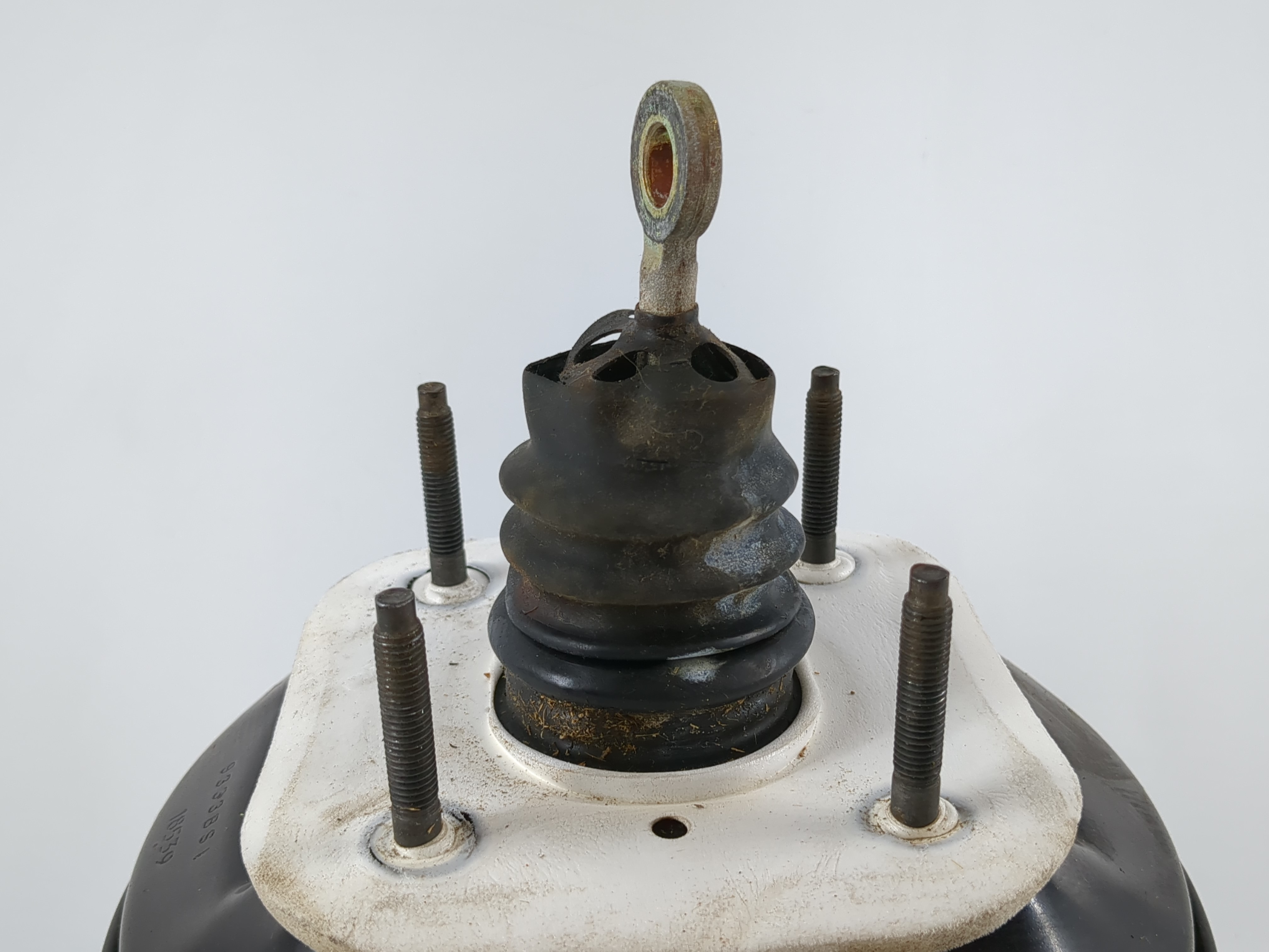 Picture of 1998-2004 Chrysler Concorde Power Brake Booster Oem 867646