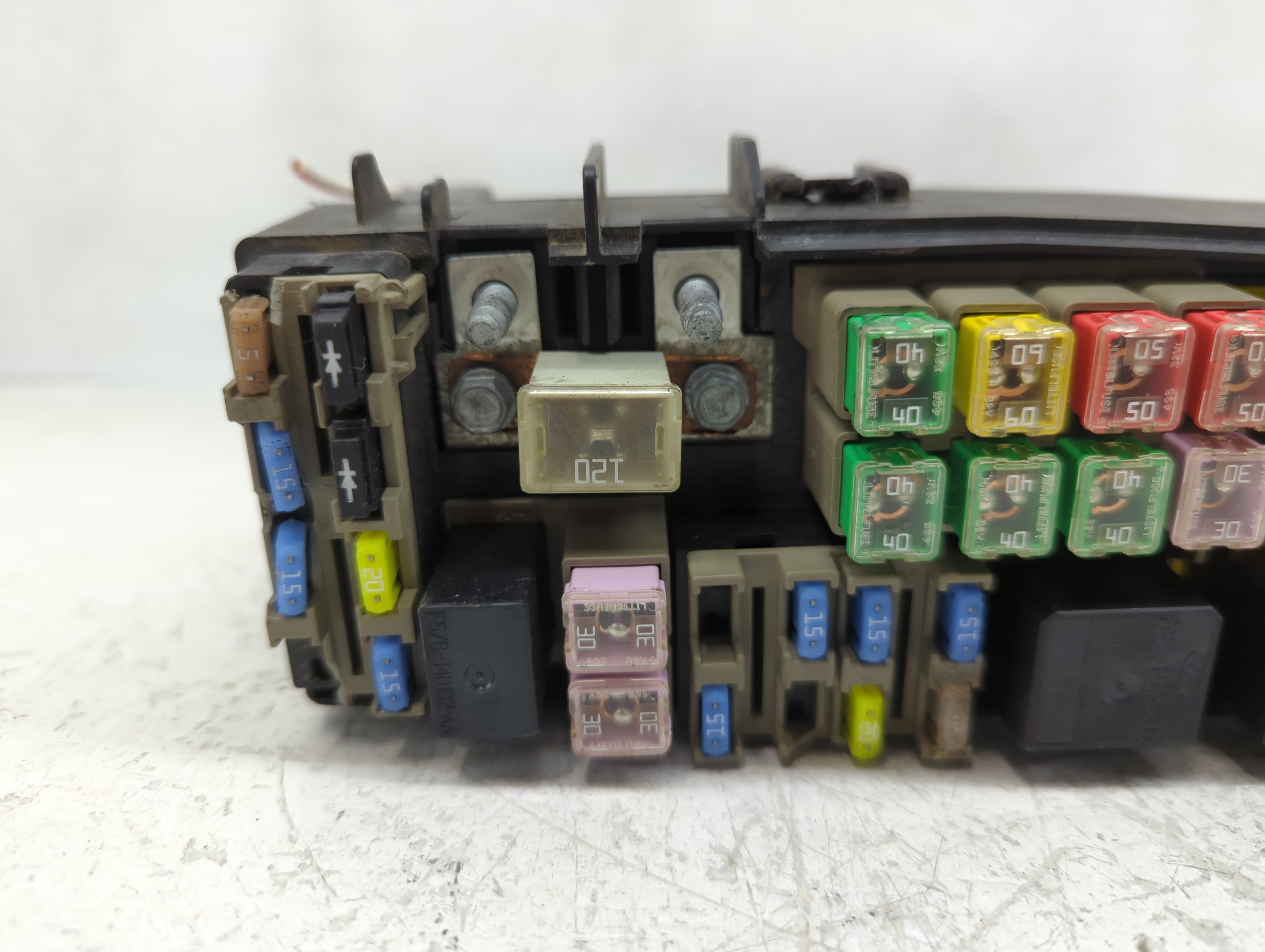 2001-2004 Ford Escape Fusebox Fuse Box Relay Module 870007 - Oemusedautoparts1.com