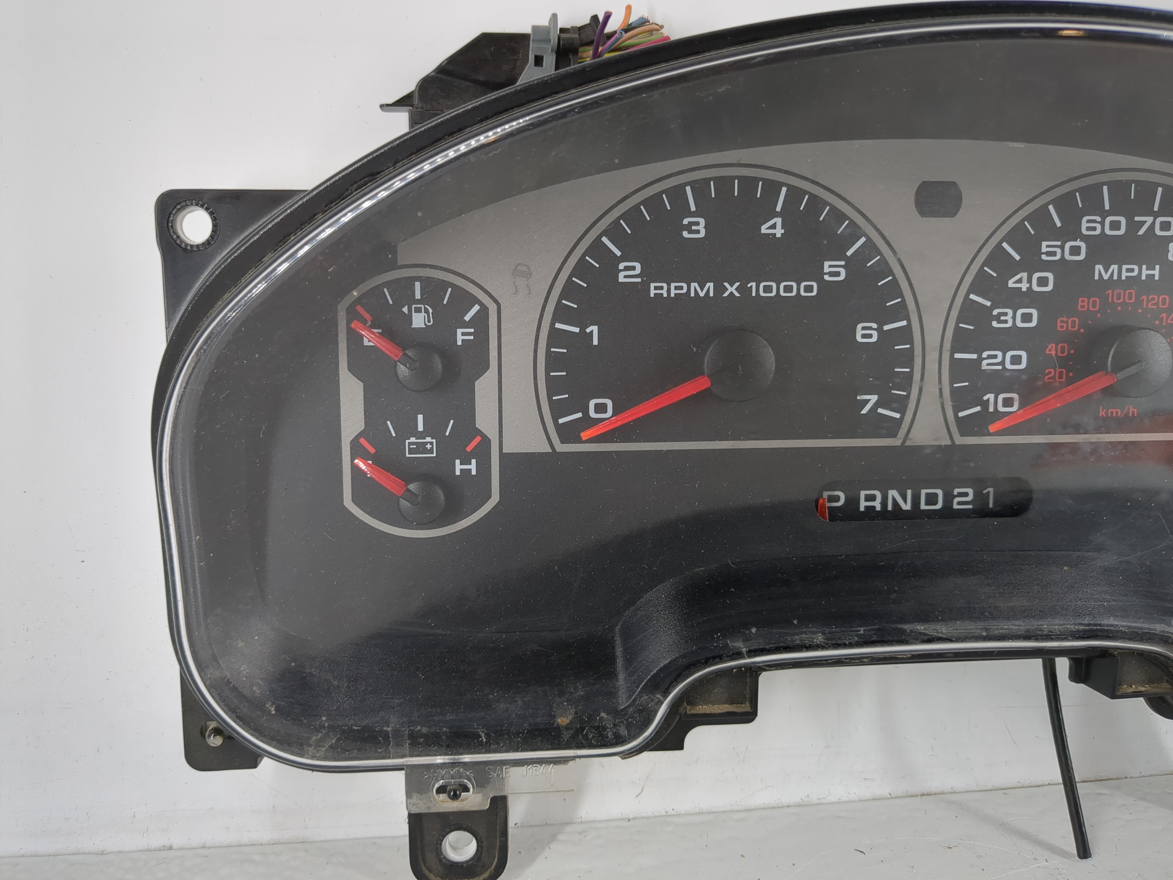 Picture of 2006 Ford F-150 Speedometer Instrument Cluster Gauges 871358