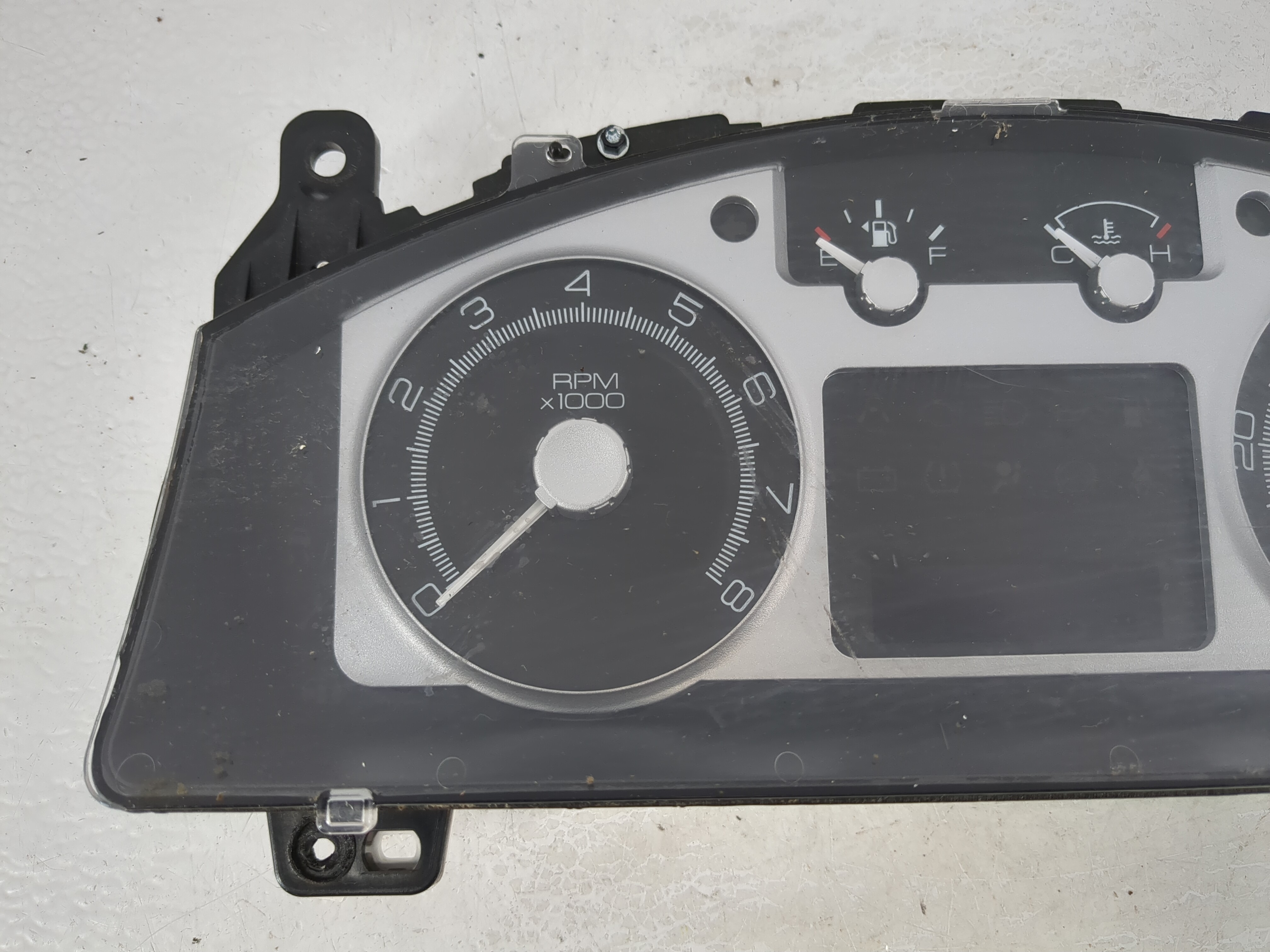 Picture of 2008-2008 Mercury Mariner Speedometer Instrument Cluster Gauges 871470