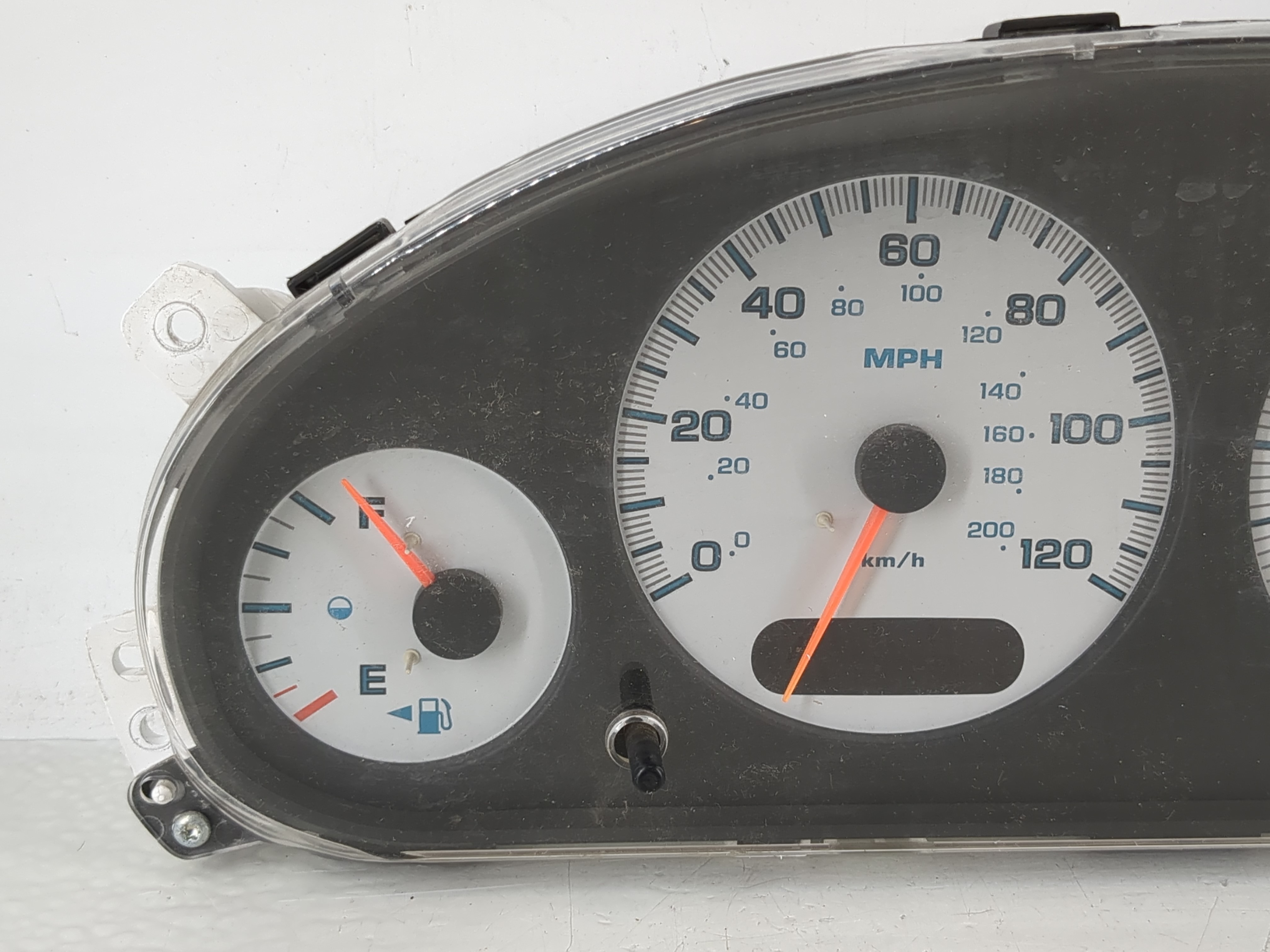 2003-2003 Chrysler Town & Country Speedometer Instrument Cluster Gauges 871558 - Oemusedautoparts1.com