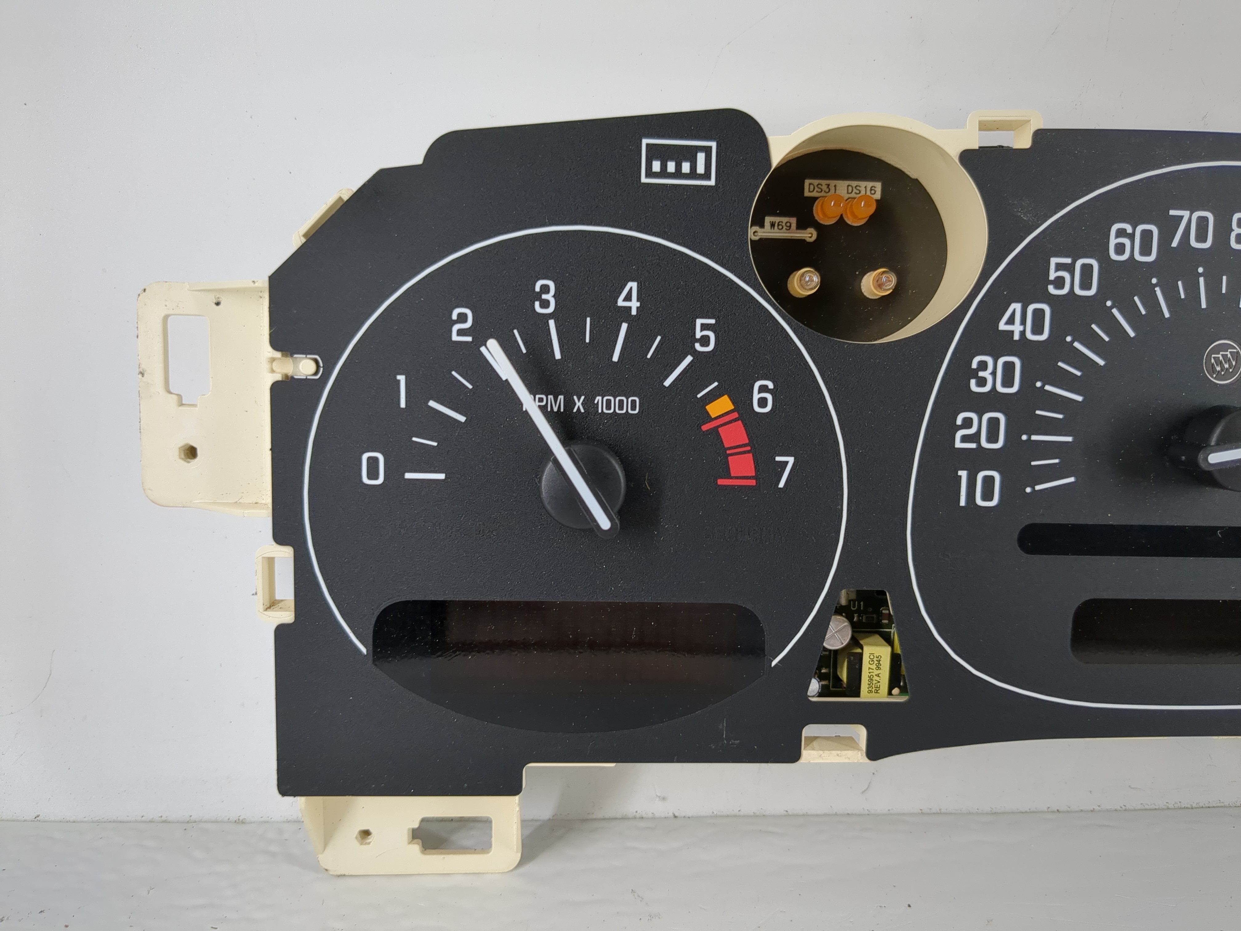 2000-2001 Buick Lesabre Speedometer Instrument Cluster Gauges 871610 - Oemusedautoparts1.com