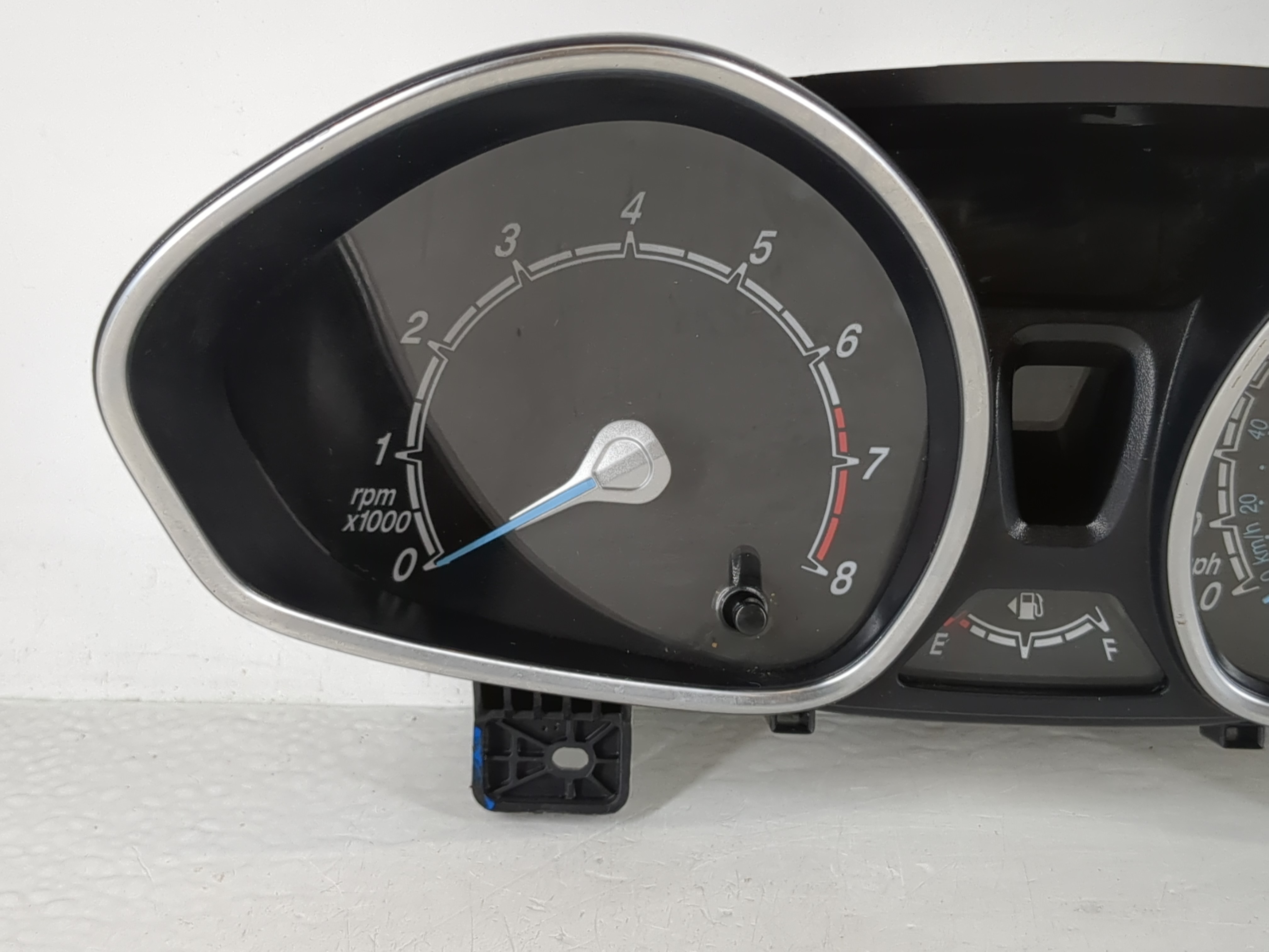 Picture of 2015 Ford Fiesta Speedometer Instrument Cluster Gauges 871826