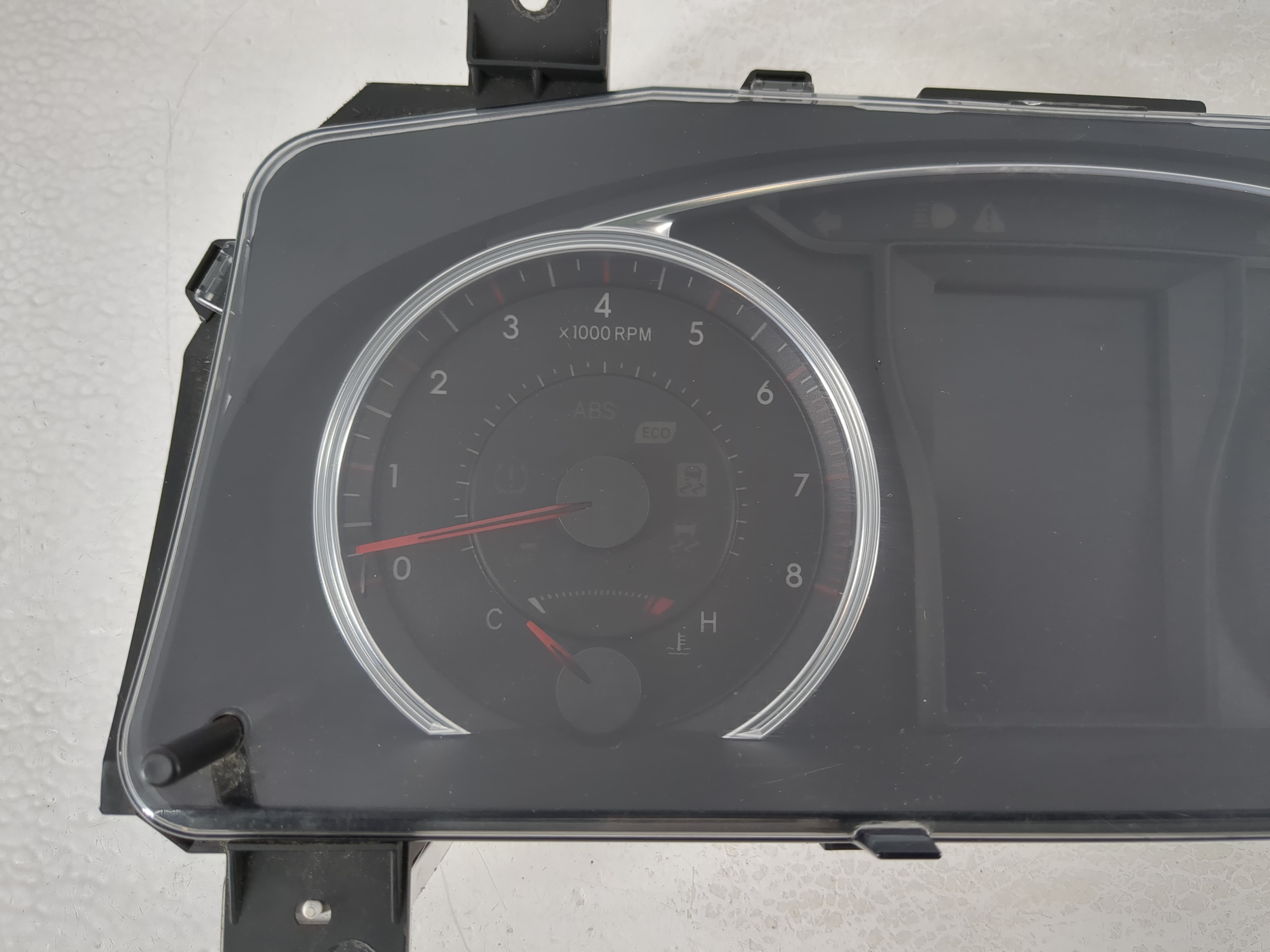 Picture of 2015 Toyota Camry Speedometer Instrument Cluster Gauges 871885