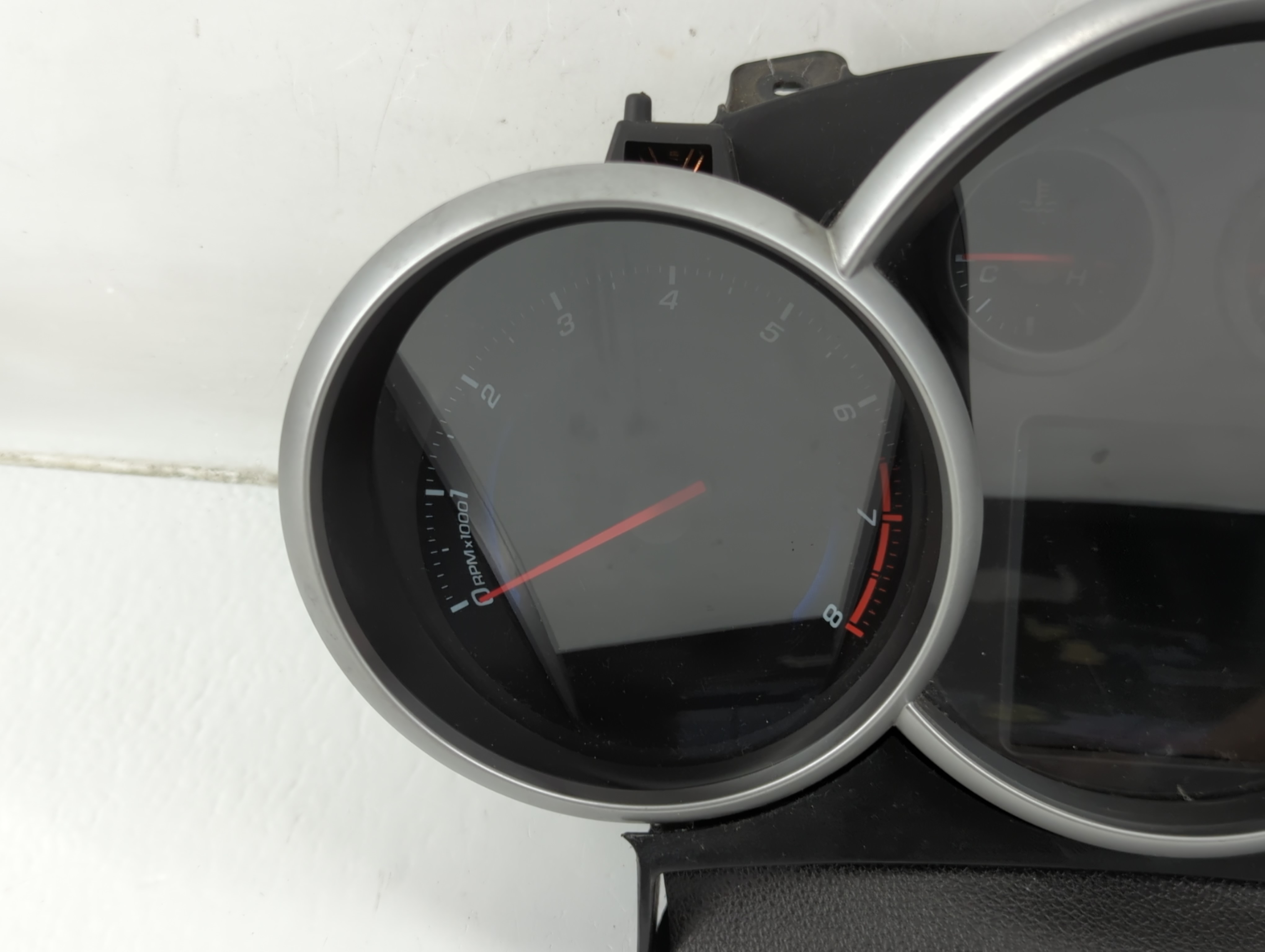 2011-2011 Chevrolet Cruze Speedometer Instrument Cluster Gauges 871910 - Oemusedautoparts1.com