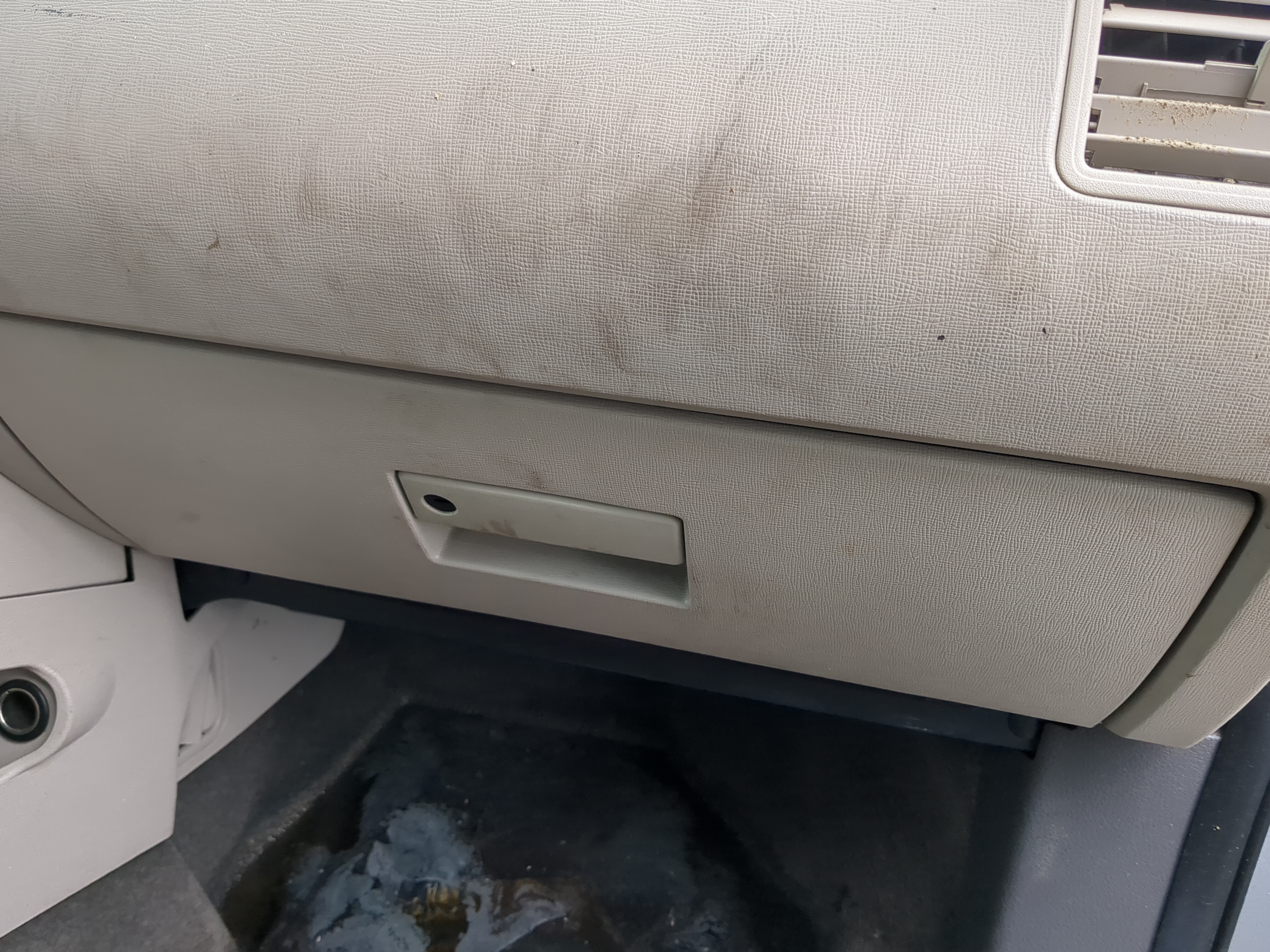 2011 Ford Flex Passenger Glove Box Door Storage Compartment 874143 - Oemusedautoparts1.com