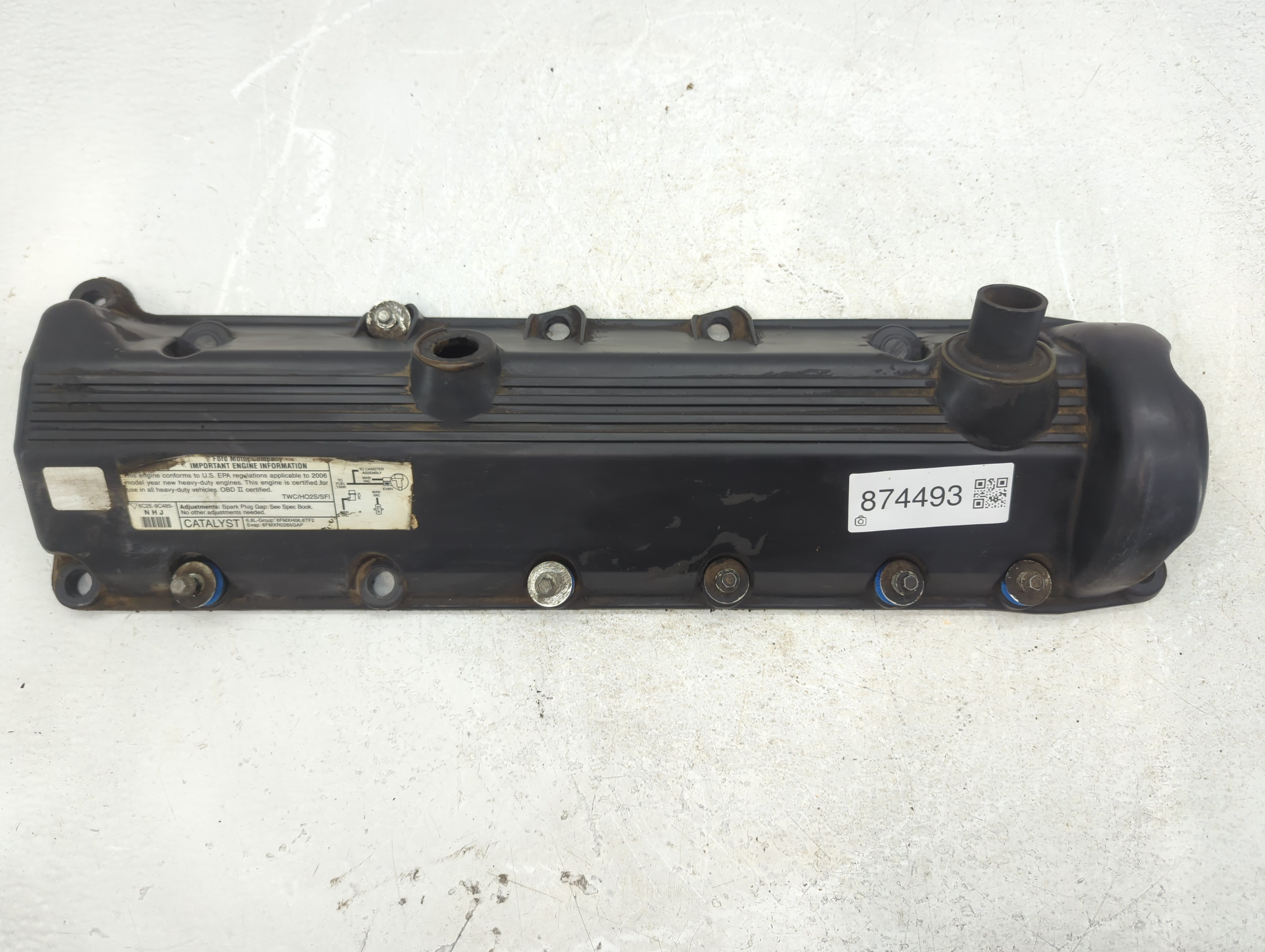 2006 Ford E-350 Super Duty Passenger Right Cylinder Head Valve Cover 874493 - Oemusedautoparts1.com