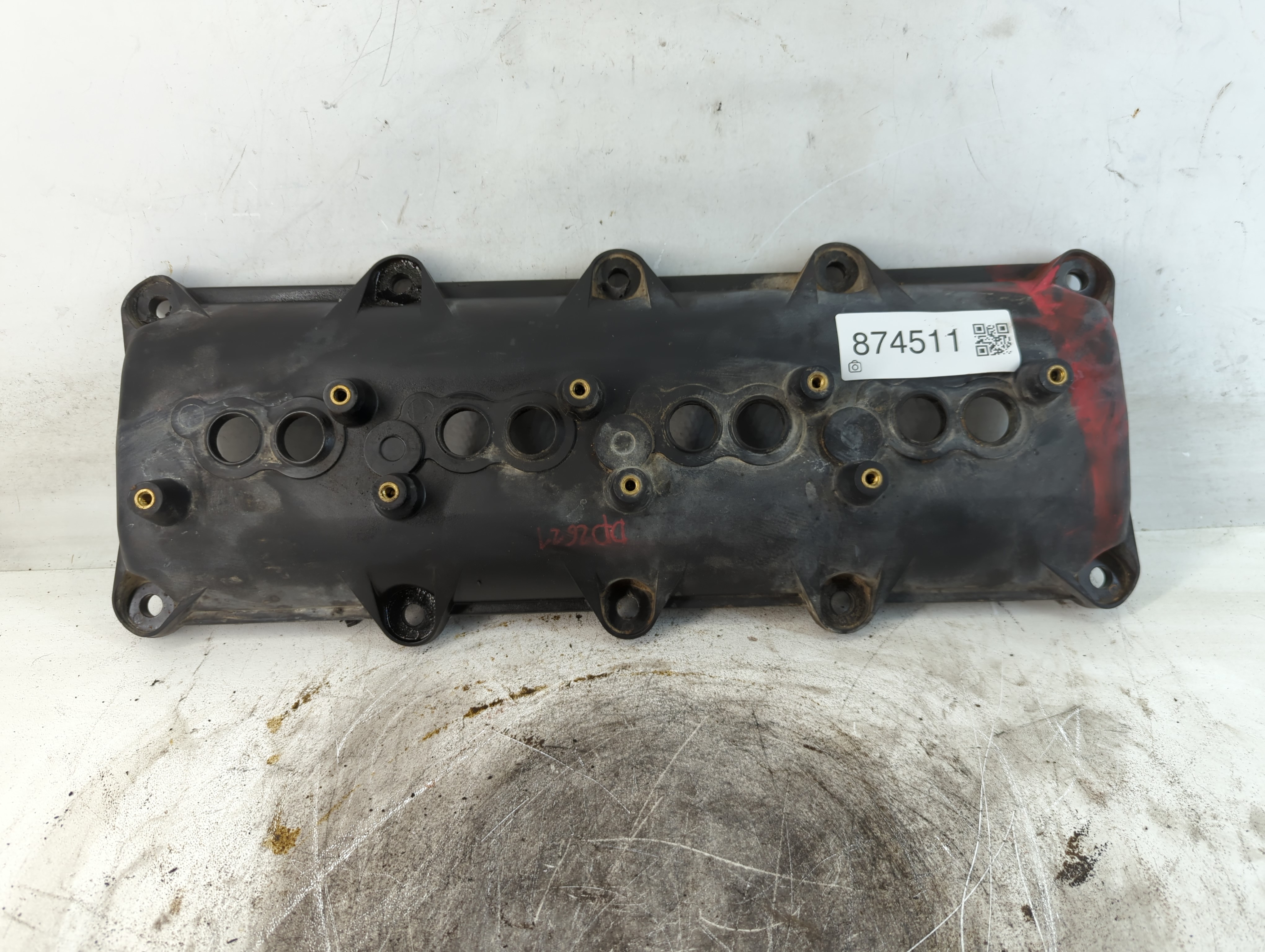 2008 Chrysler 300c Driver Left Cylinder Head Valve Cover 874511 - Oemusedautoparts1.com