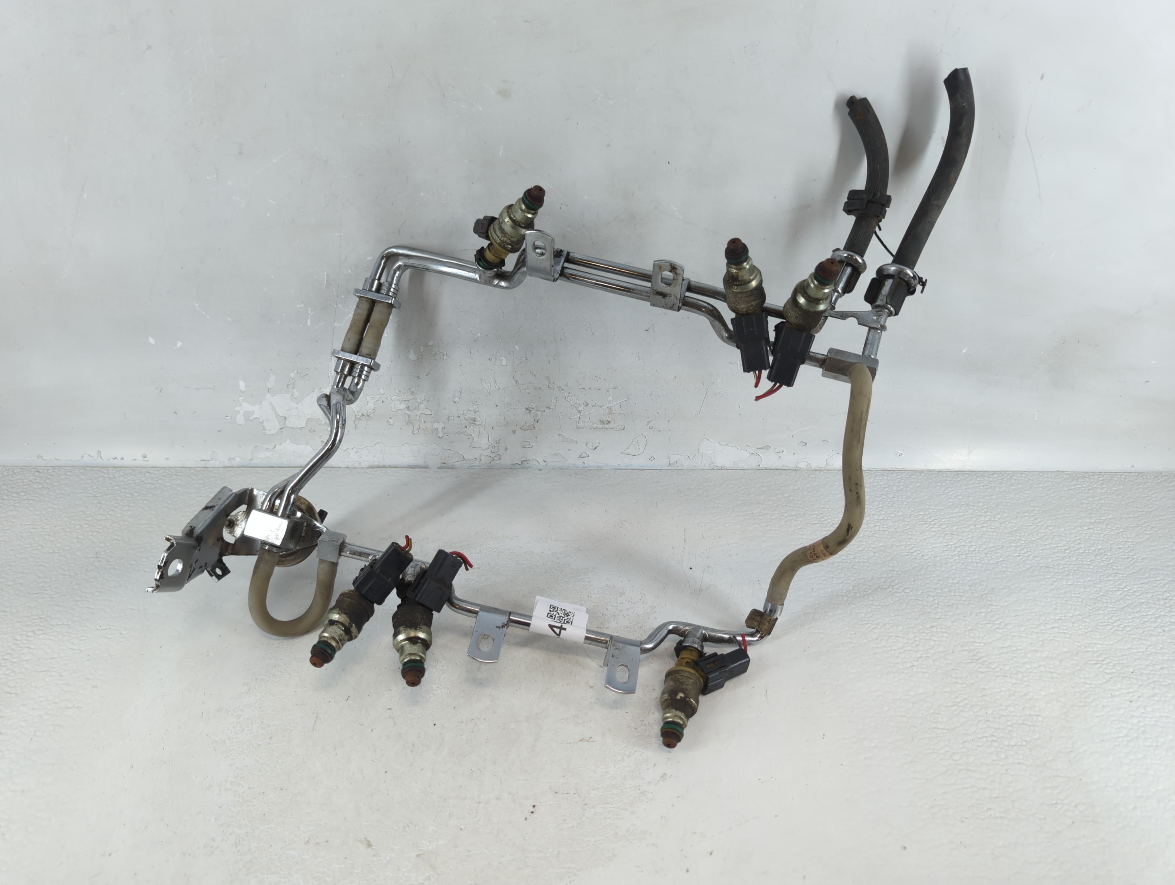 Picture of 1997 Ford Thunderbird Fuel Injectors 874540