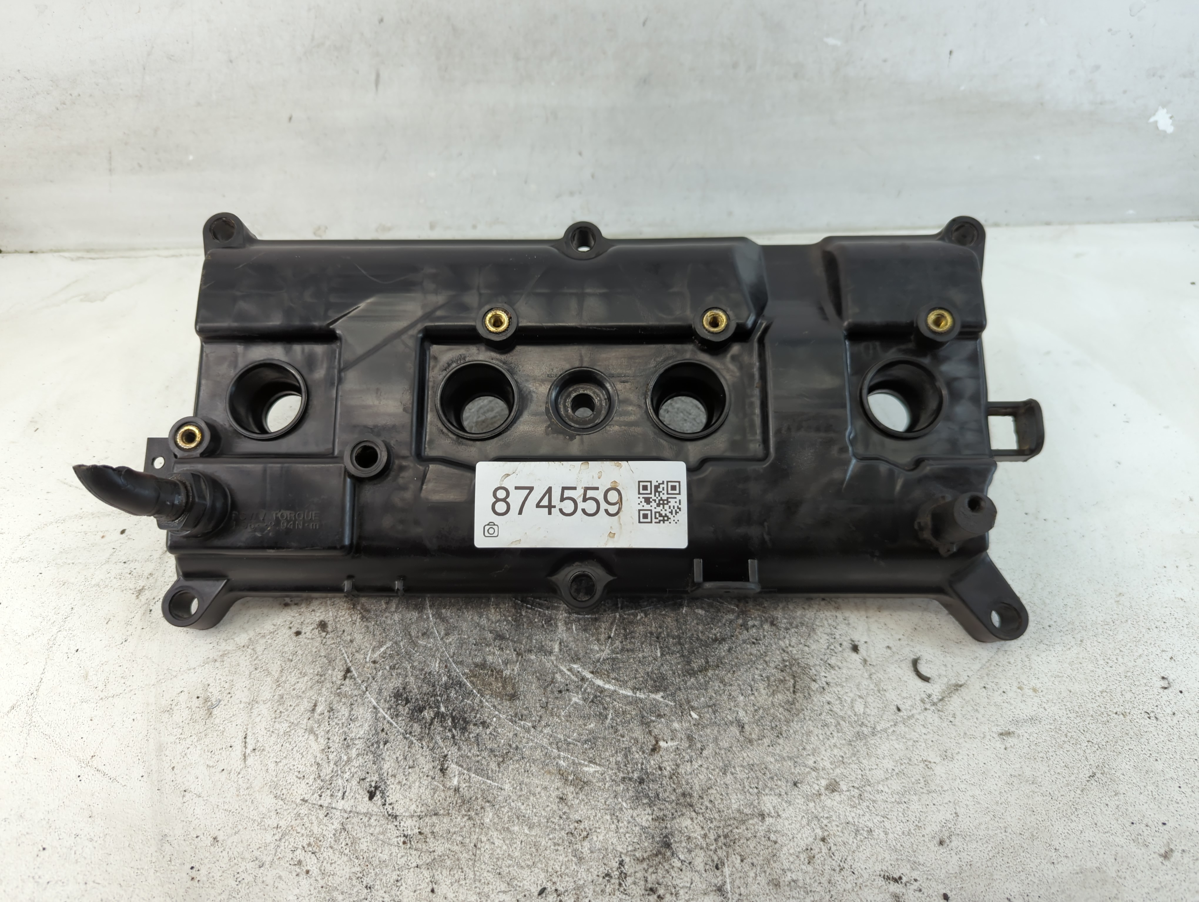 2004 Nissan Tiida Driver Left Cylinder Head Valve Cover 874559 - Oemusedautoparts1.com