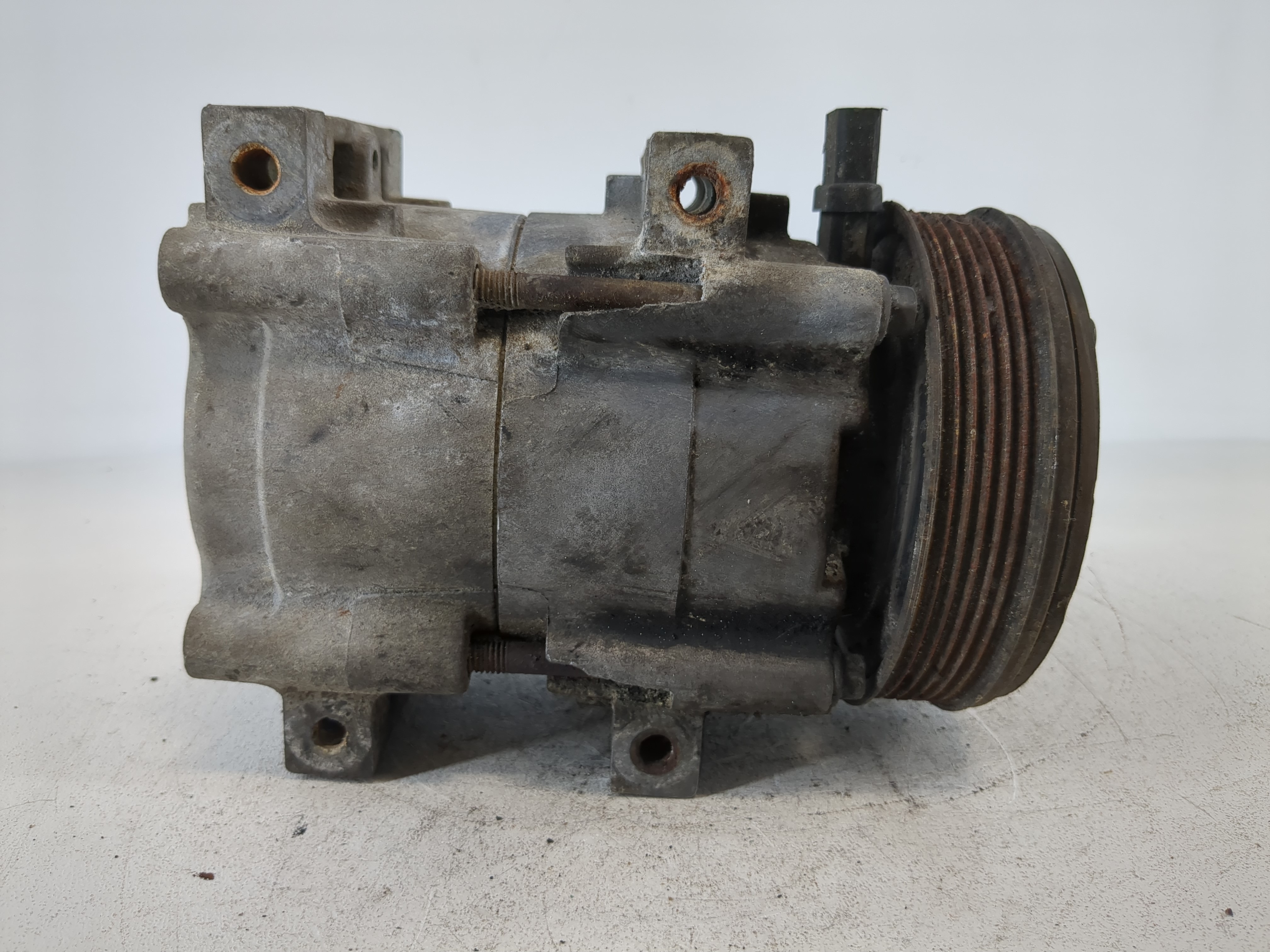 1994-1995 Ford Mustang Air Conditioning A/c Ac Compressor Oem 875012 - Oemusedautoparts1.com