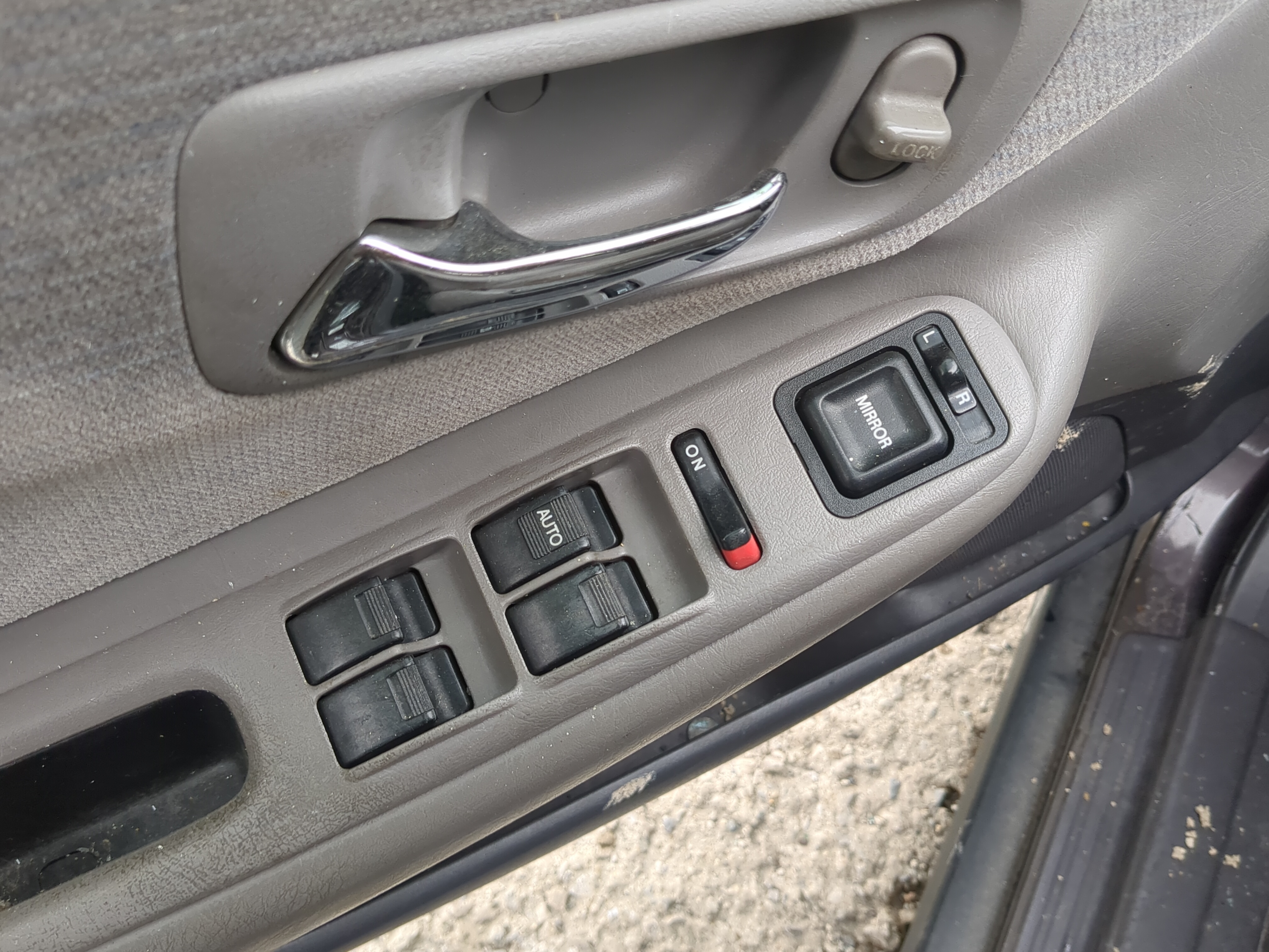 Picture of 1998-2002 Honda Accord Driver Left Door Master Power Window Switch 875054